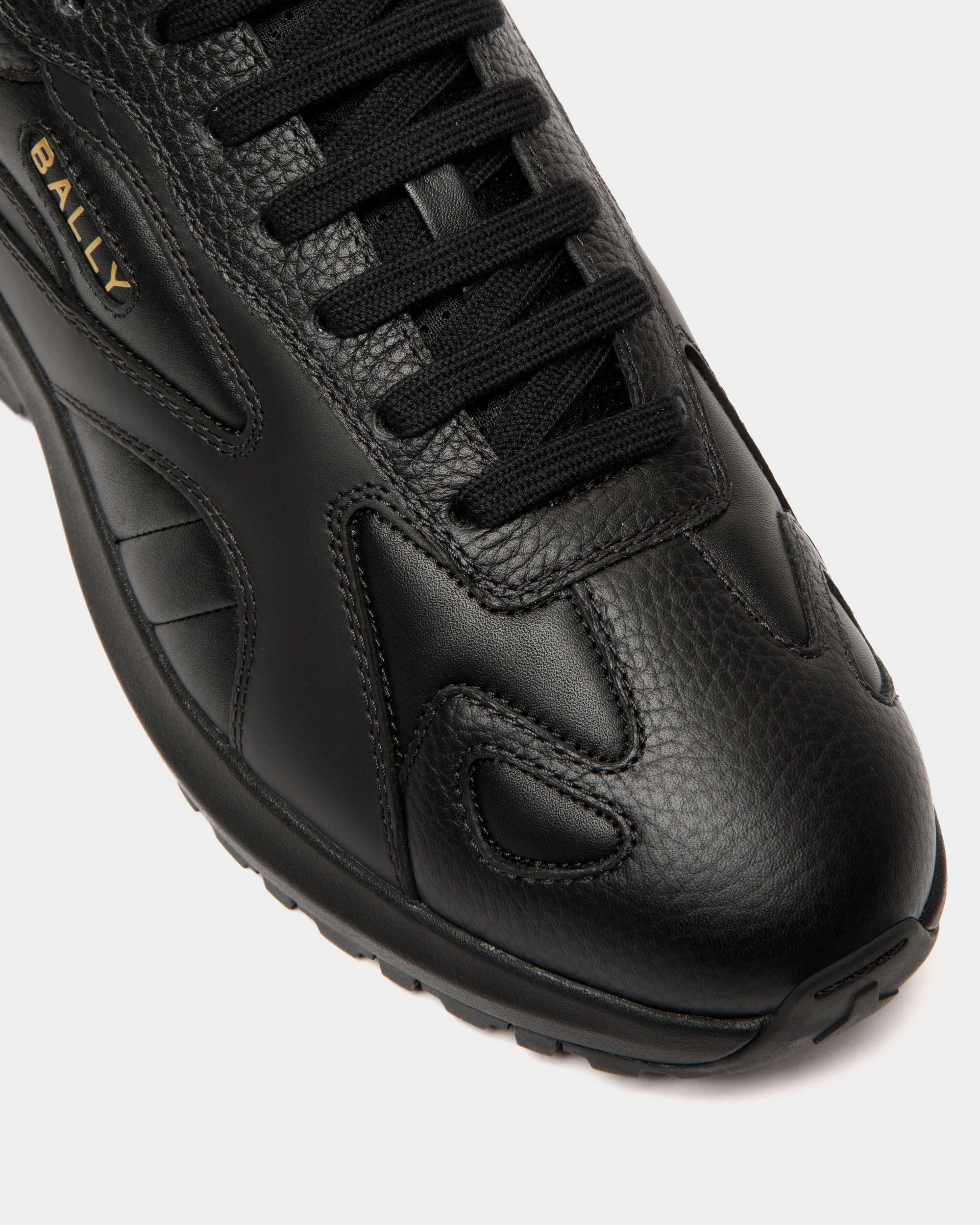 Outline Sneaker In Black Leather - Image 5