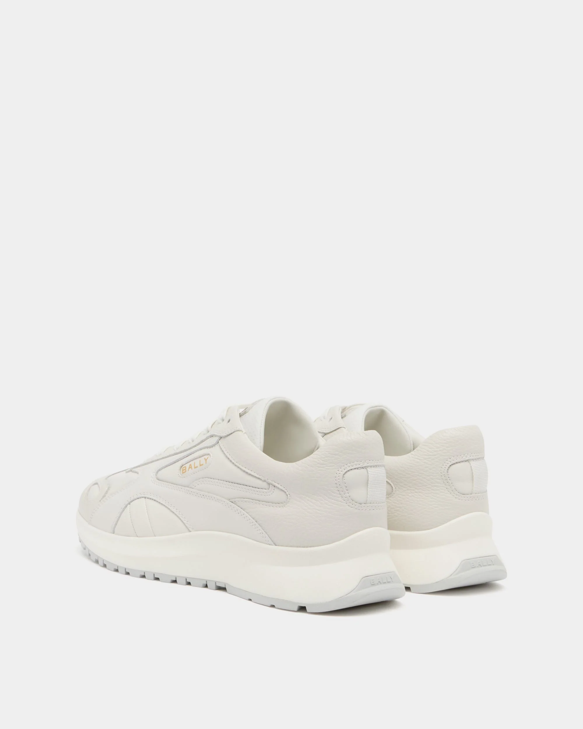 Outline Sneaker In White and Silver Leather - Image 3