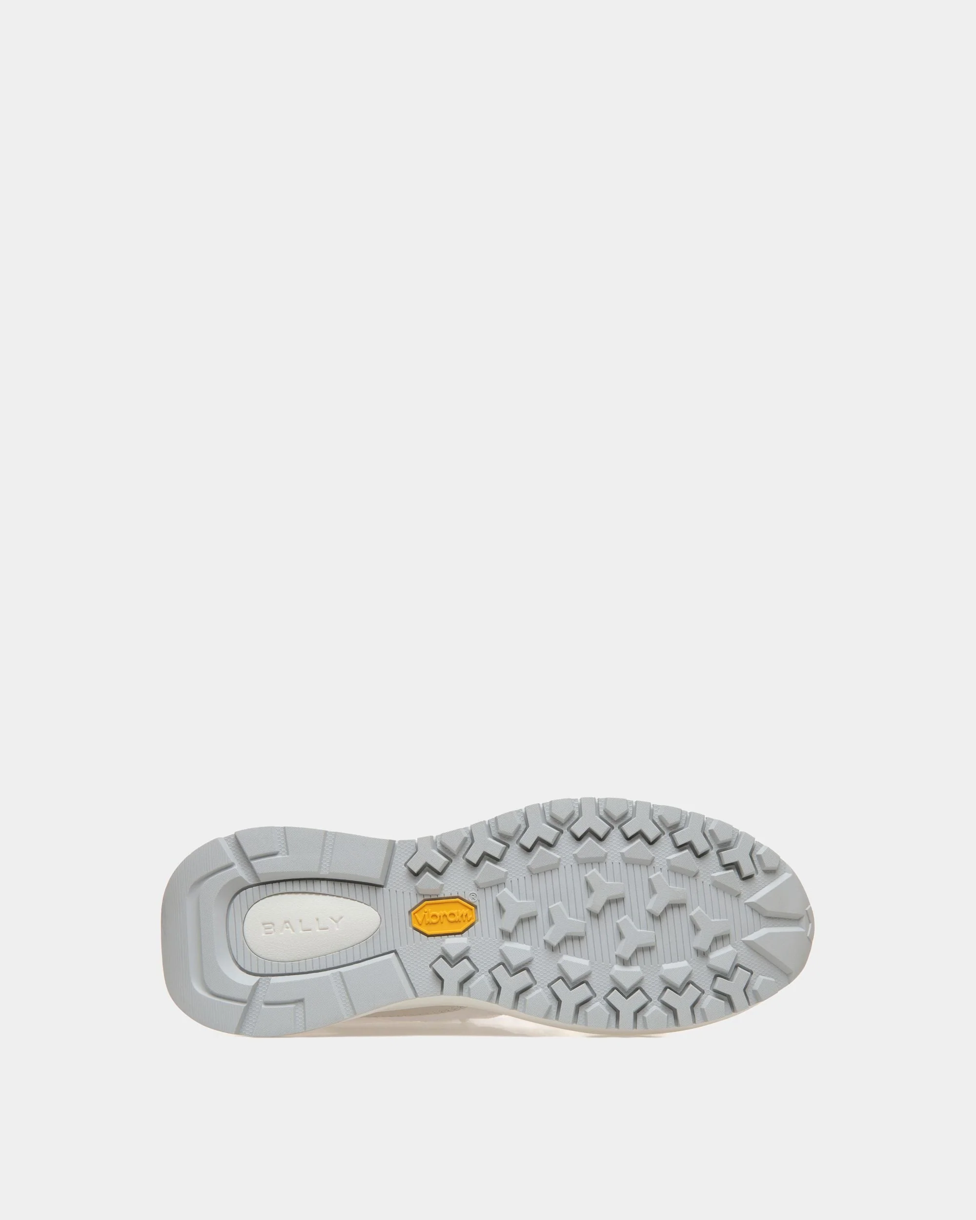 Outline Sneaker in White Knit Fabric - Image 4