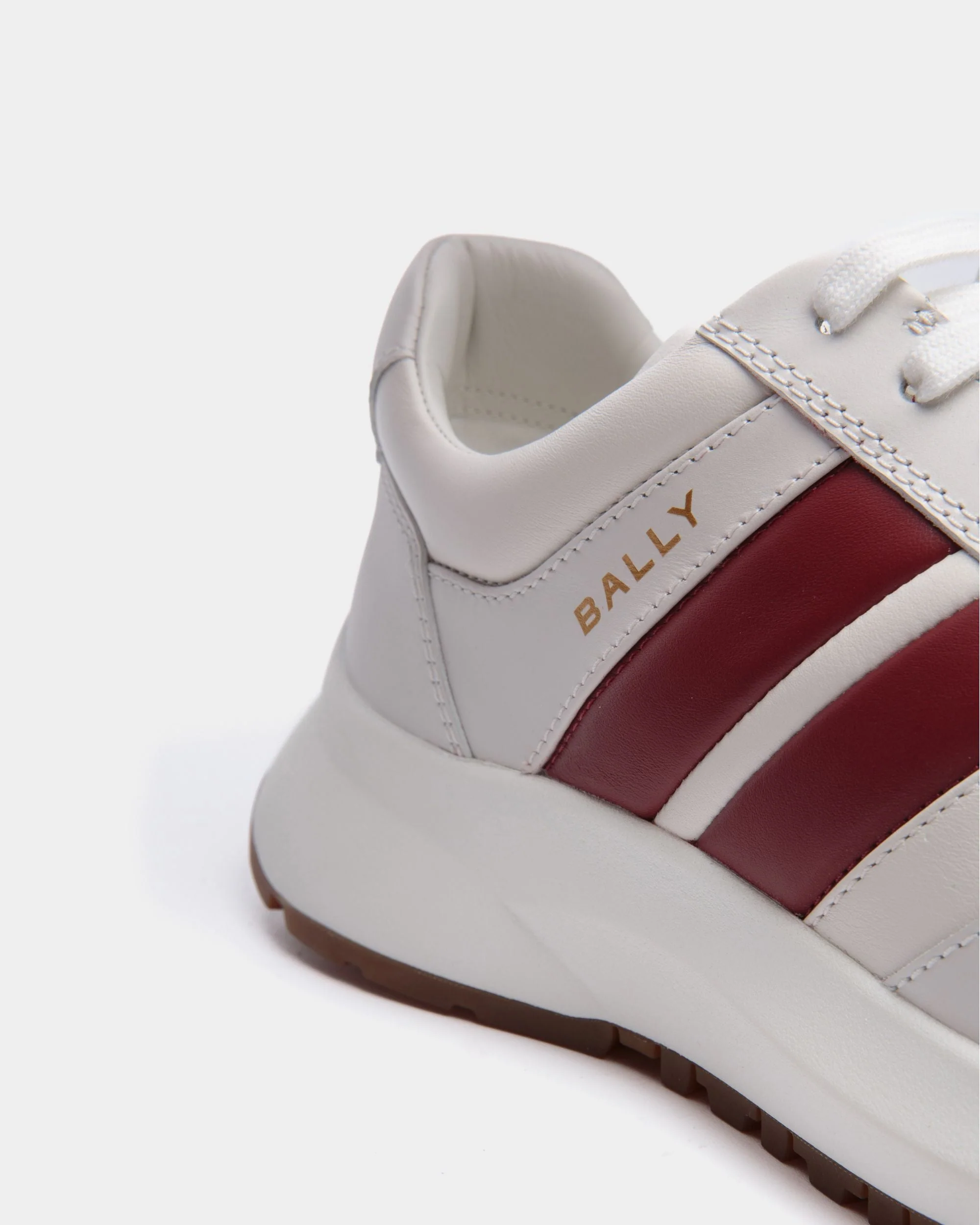 Outline Sneaker In White Leather - Image 6