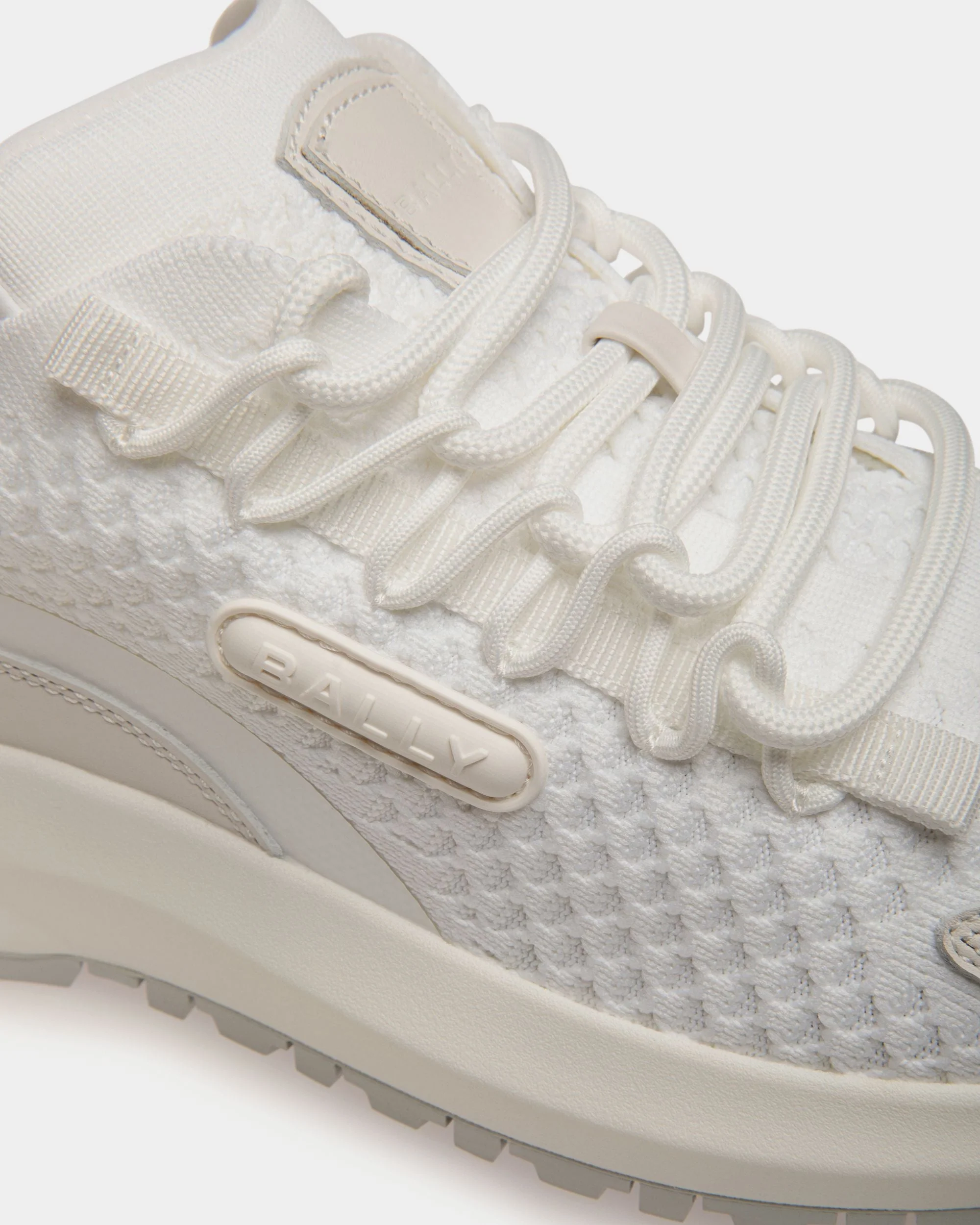 Outline Sneaker In White Nylon - Image 5