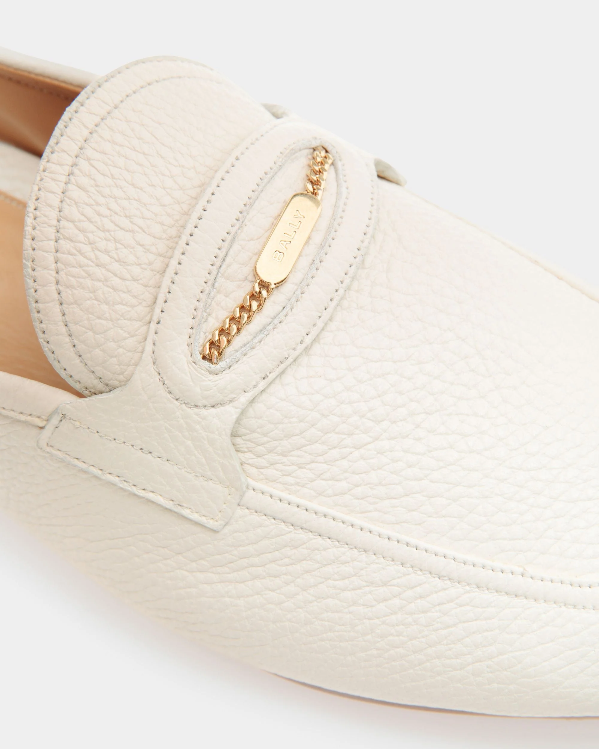 Pesek Loafers In White Leather - Image 5
