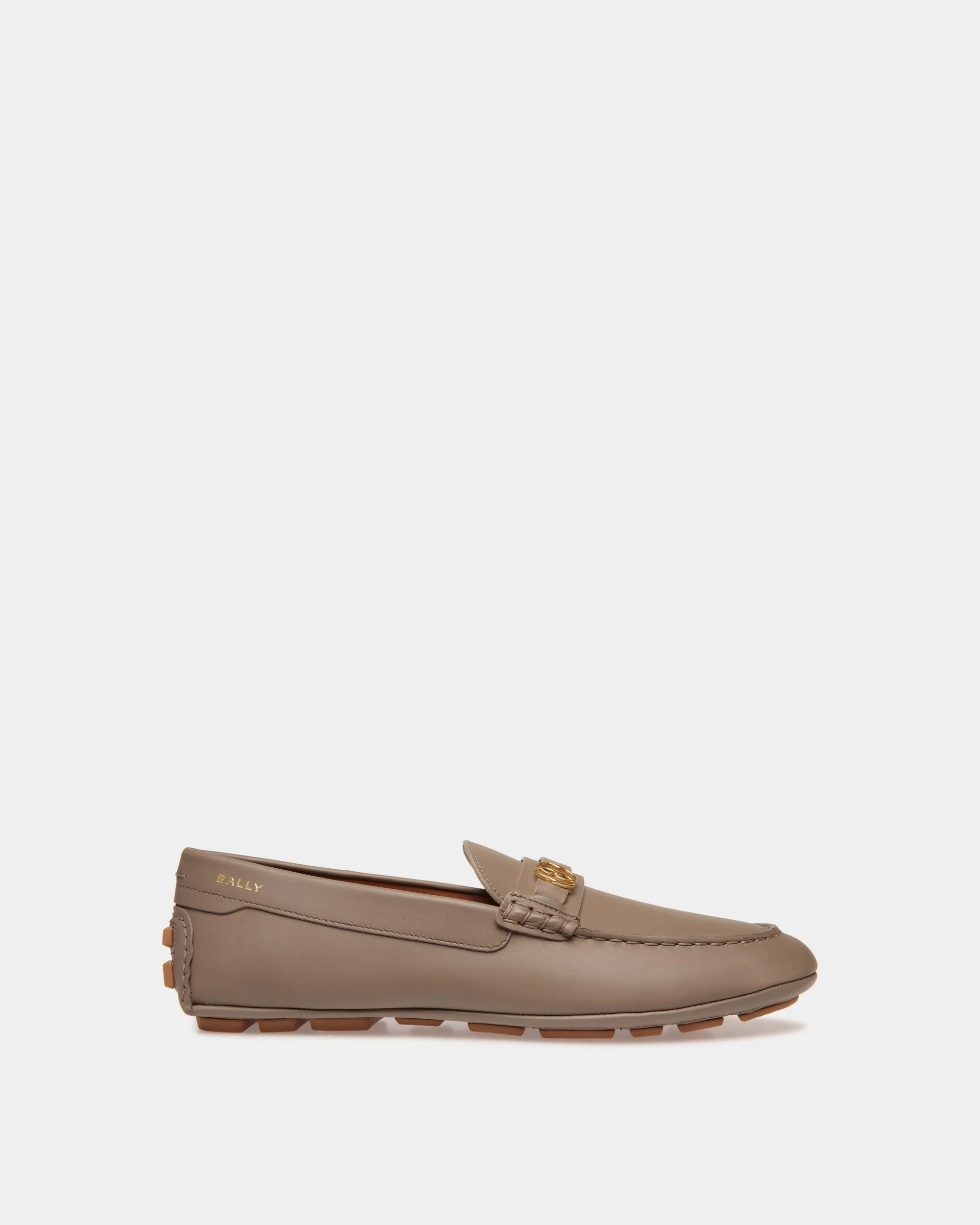 Pilot Driver In Taupe Leather