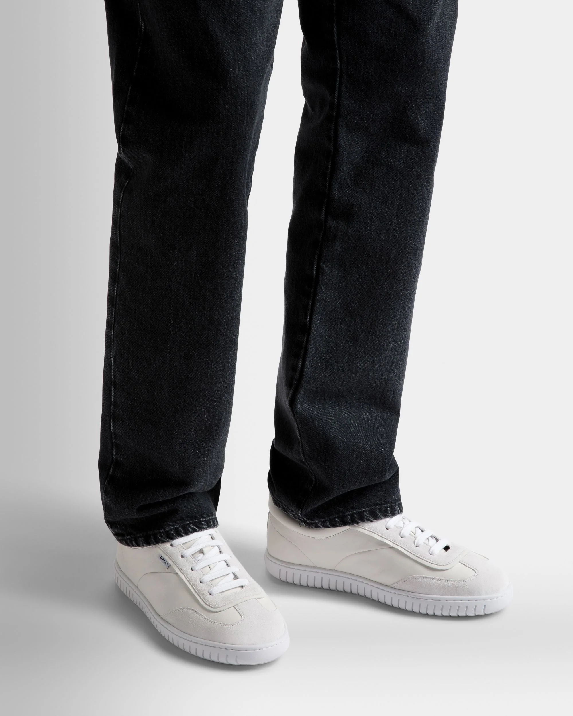 Player Sneakers In White Leather - Image 2