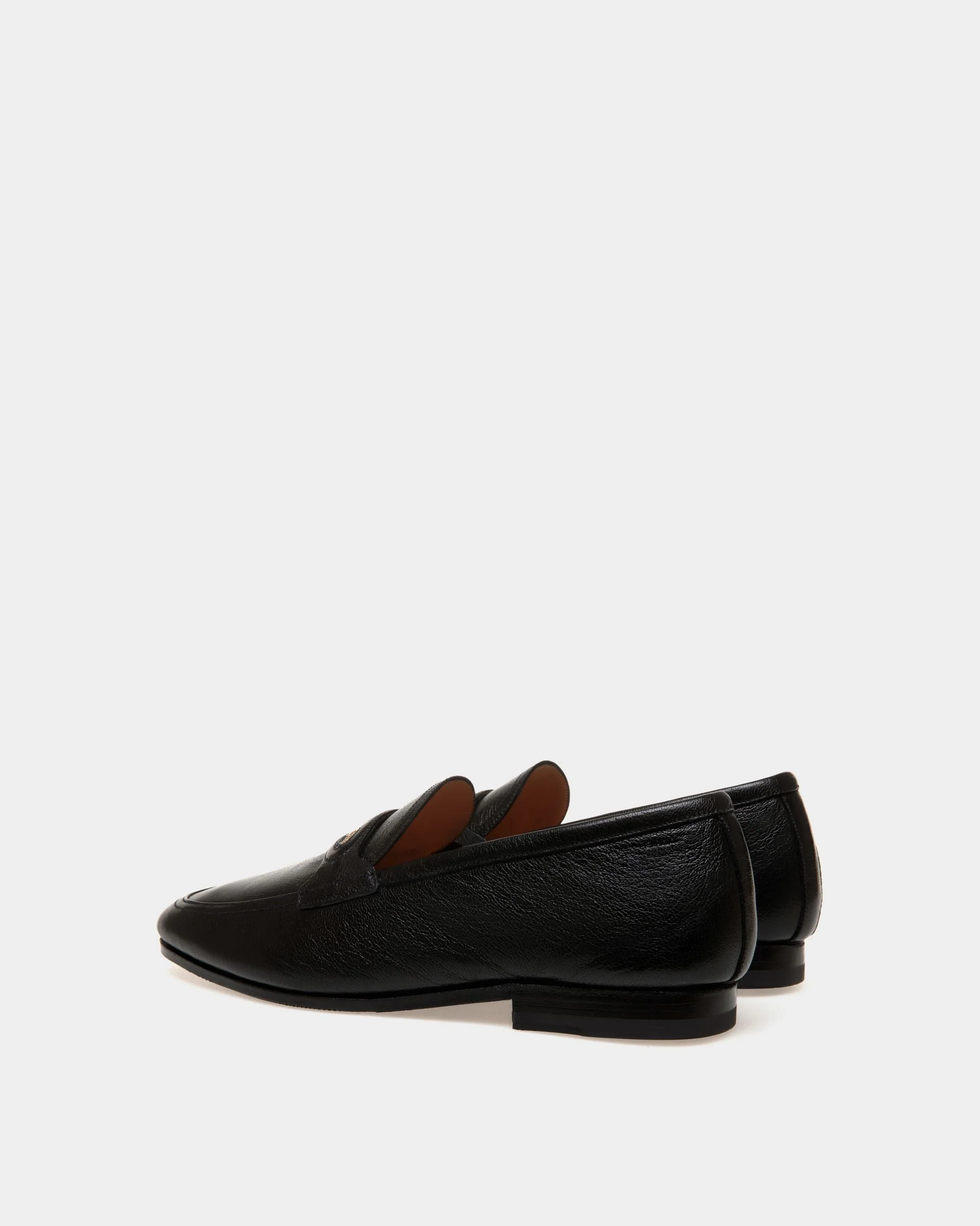 Plume Loafer in Black Grained Leather - Image 3