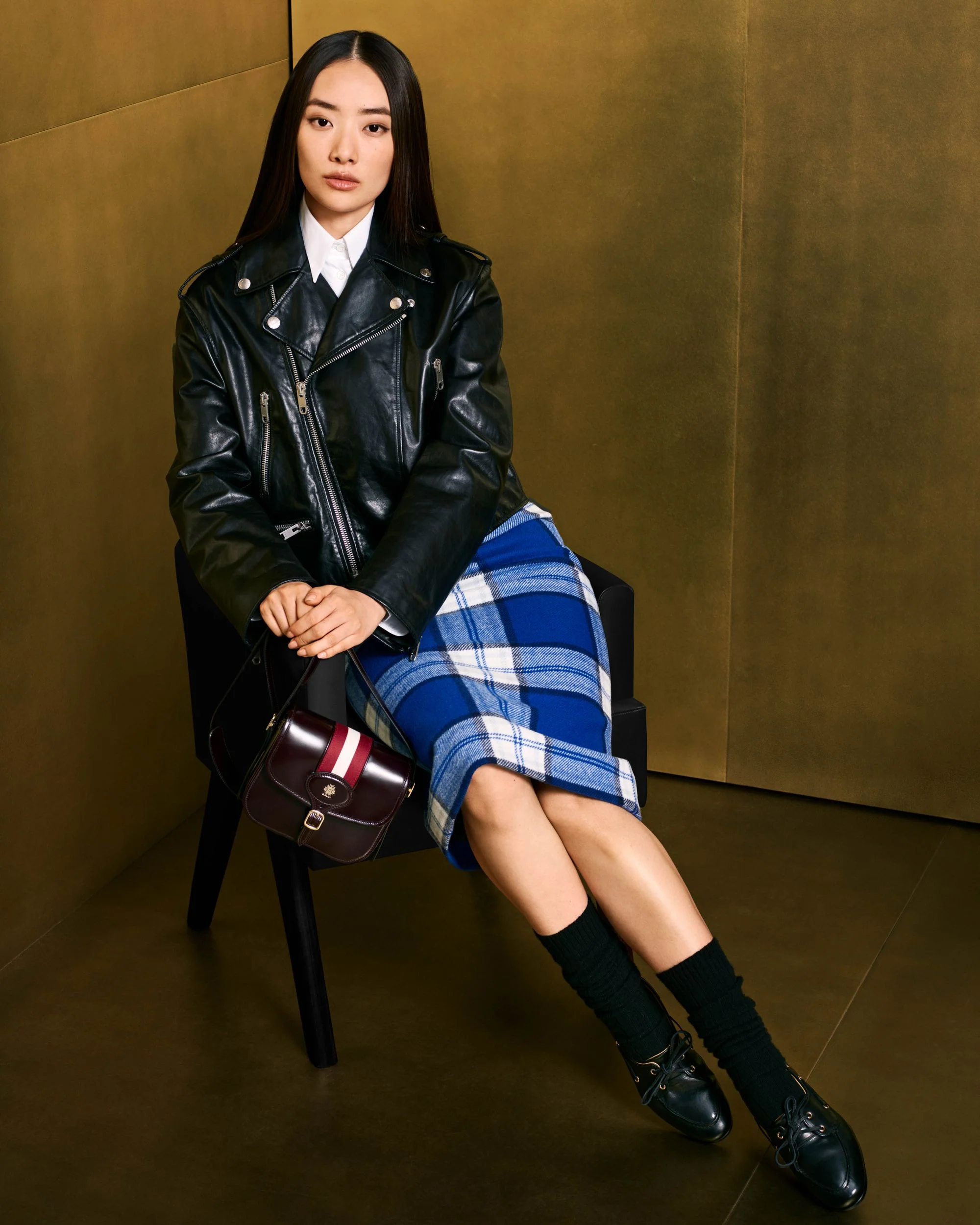 Plume Moccasin In Black Leather - Image 6