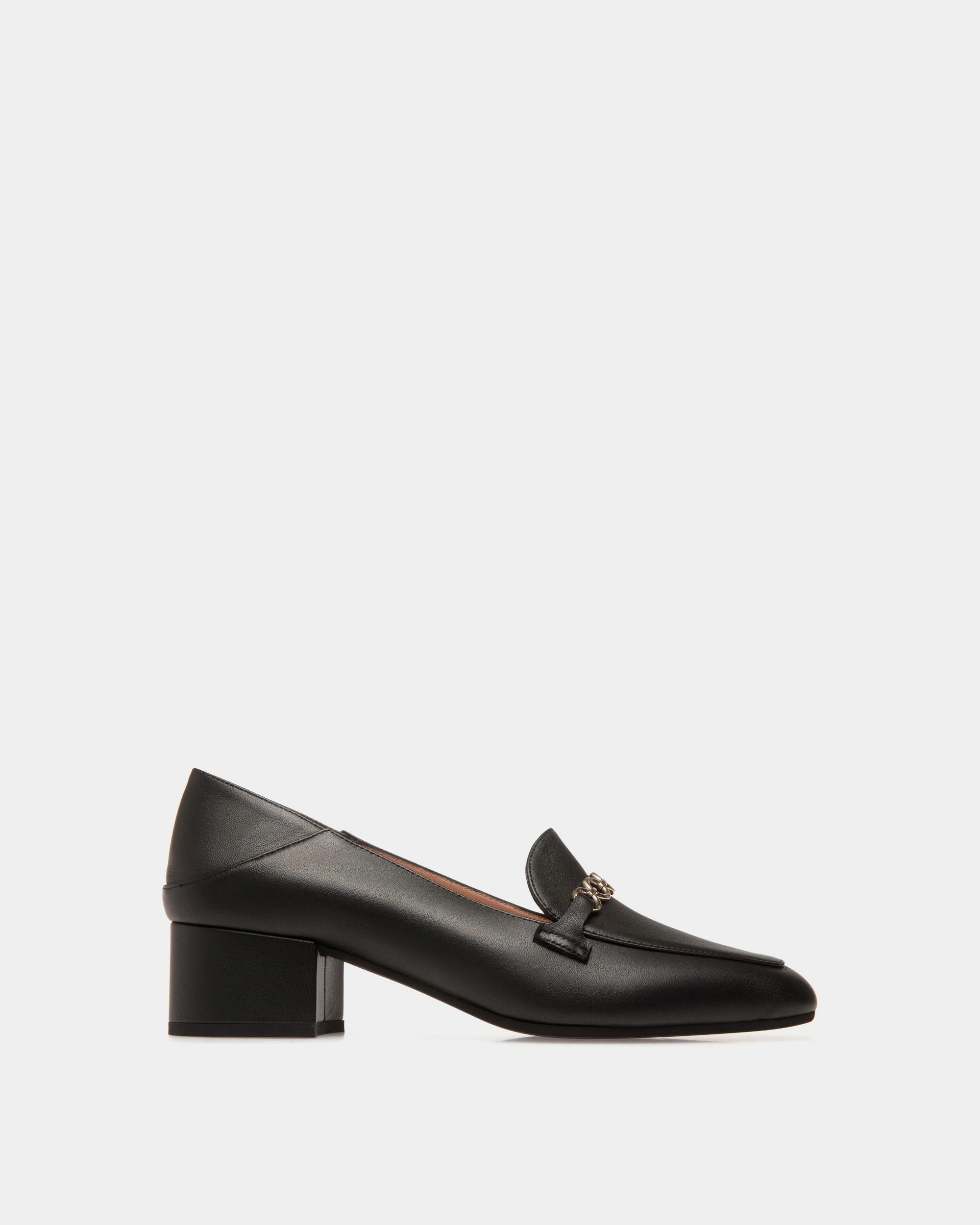 Pump in Black Leather