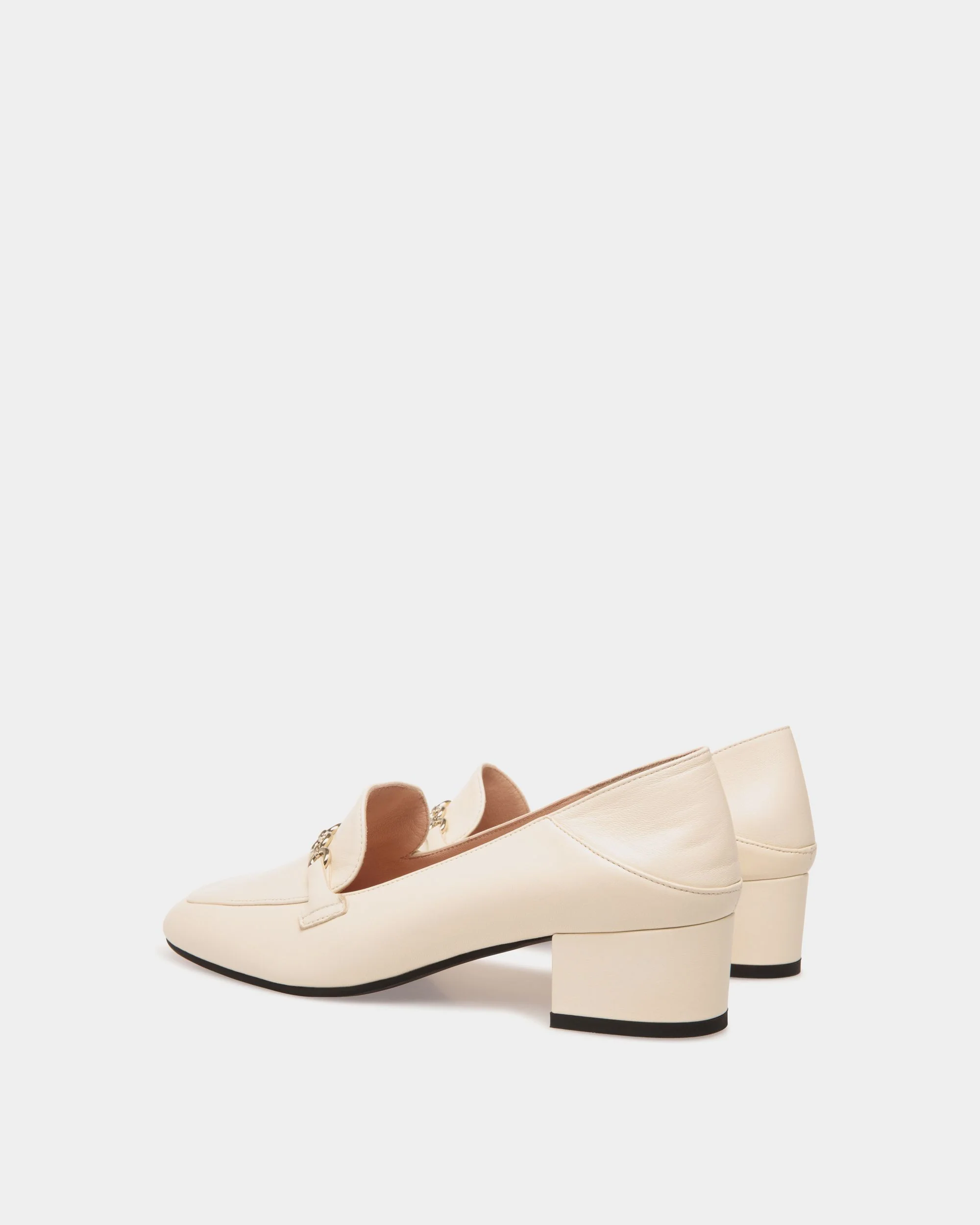 Pump in White Leather - Image 3