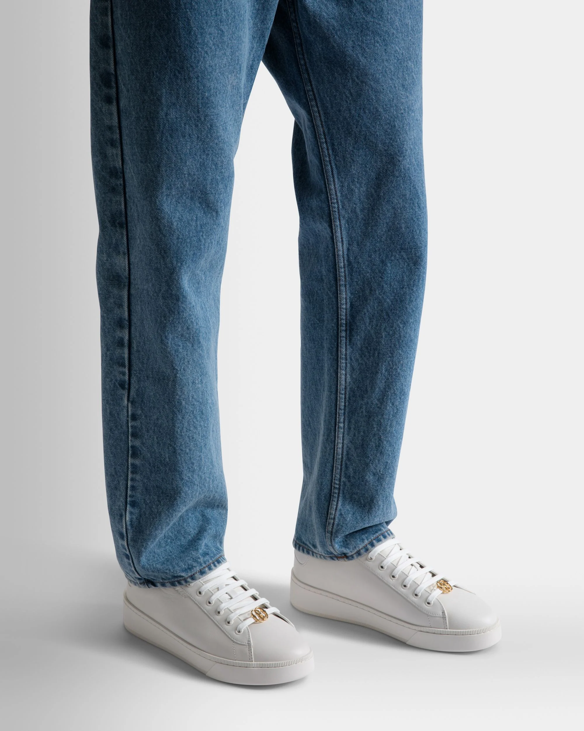 Raise Sneakers In White Leather - Image 2