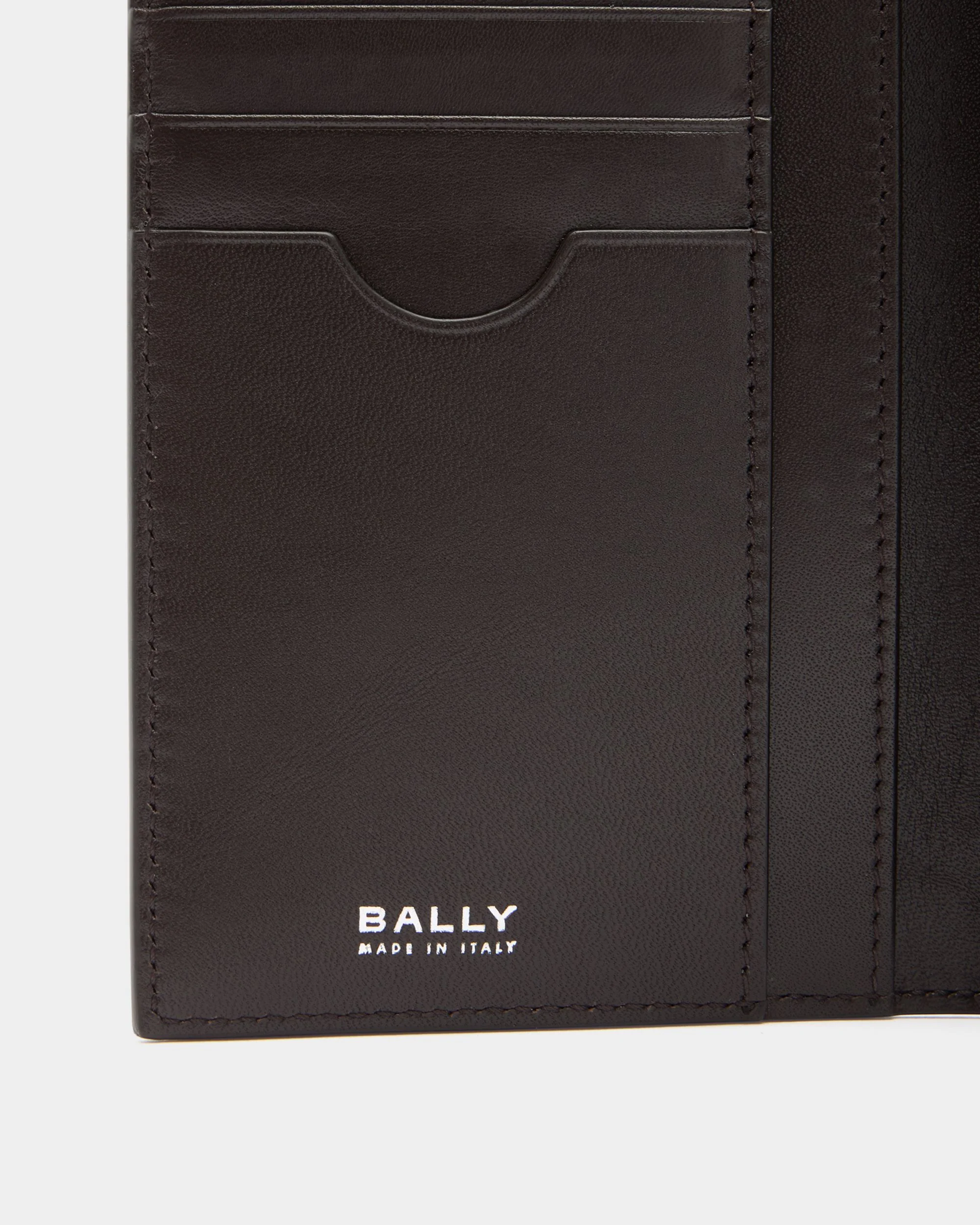 Ray Continental Wallet in Chocolate Leather - Image 4