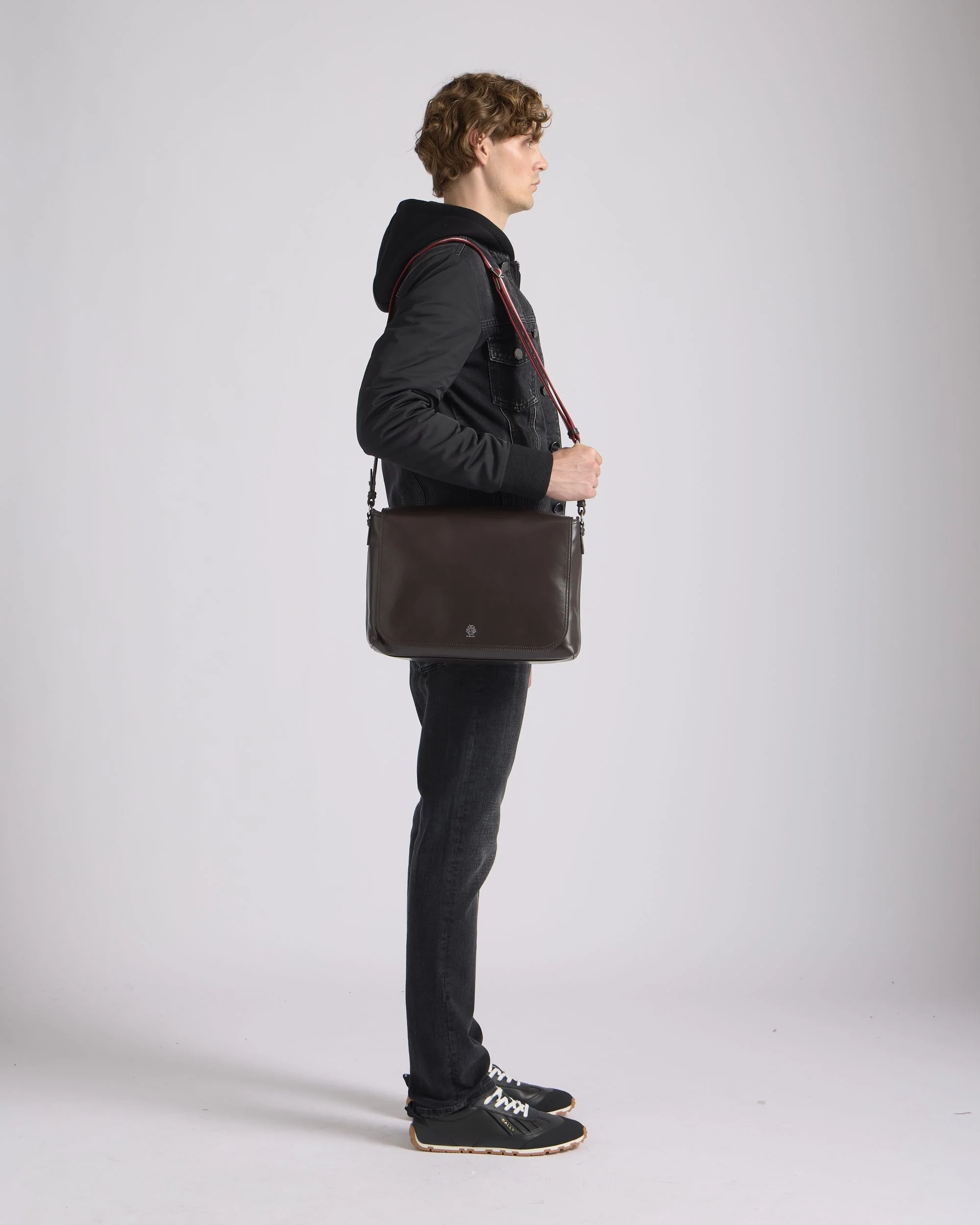Ray Crossbody Bag in Chocolate Leather - Image 2