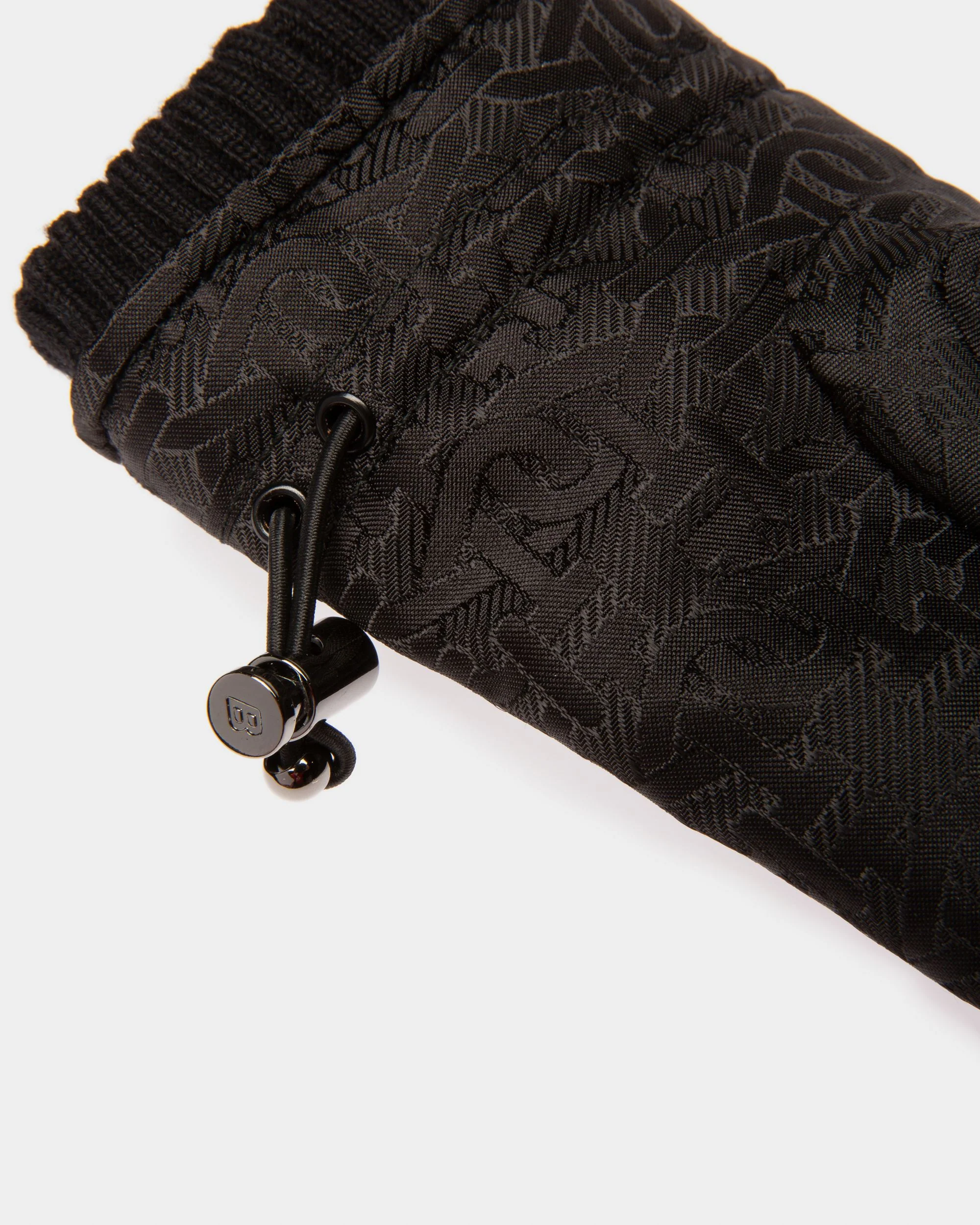 Recycled Polyster Gloves In Black - Image 2
