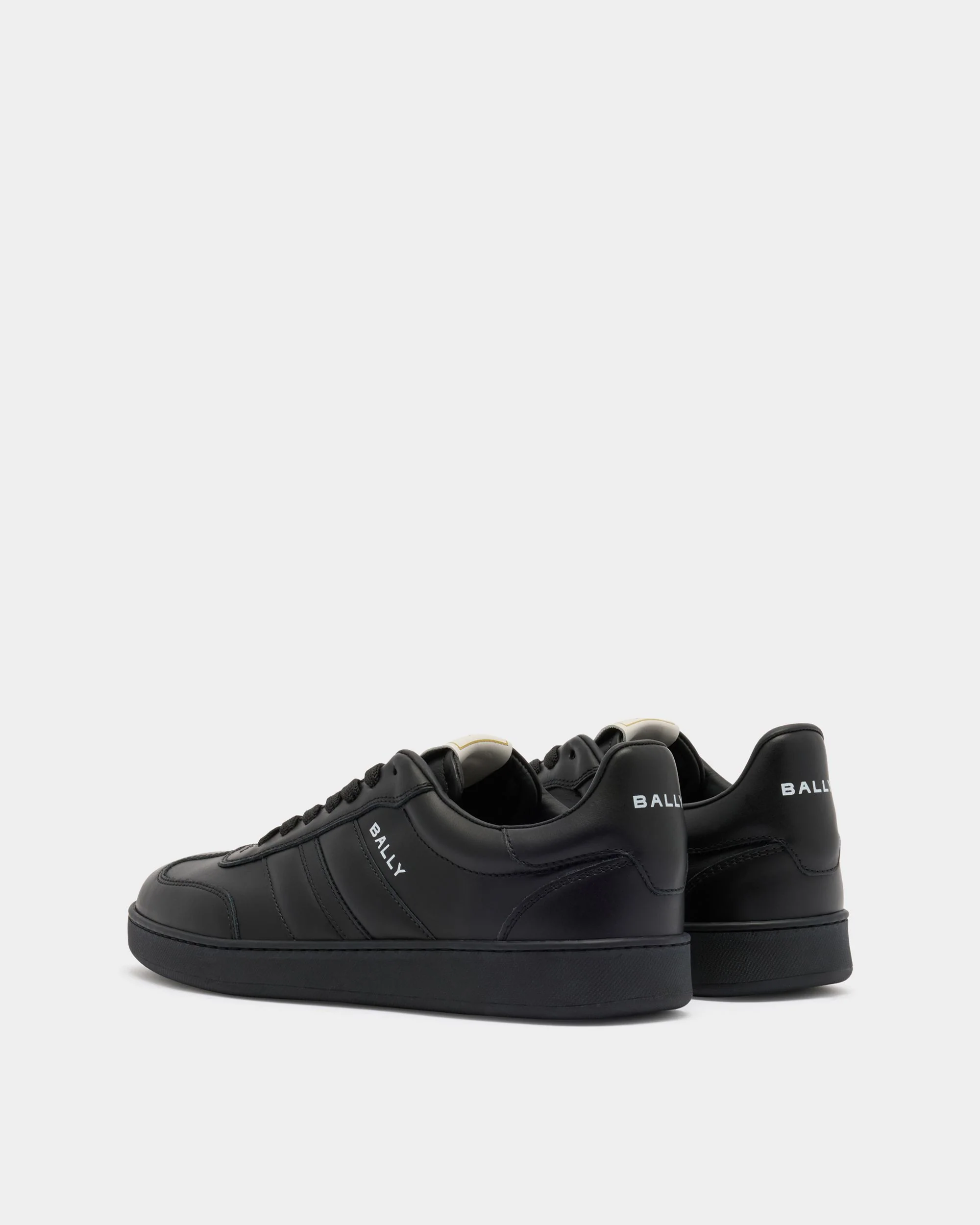 Retro Crest Sneaker in Black Leather - Image 4