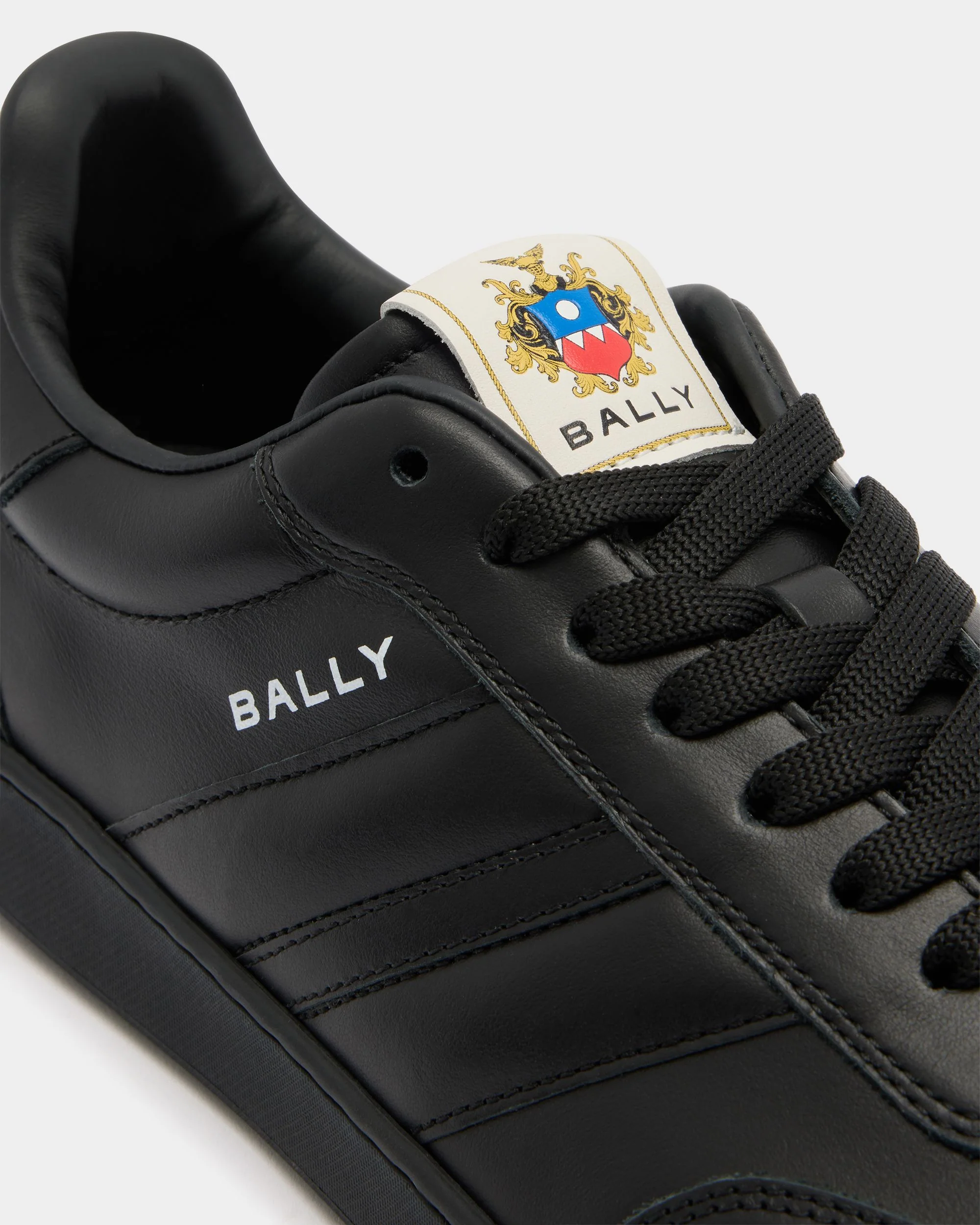 Retro Crest Sneaker in Black Leather - Image 6