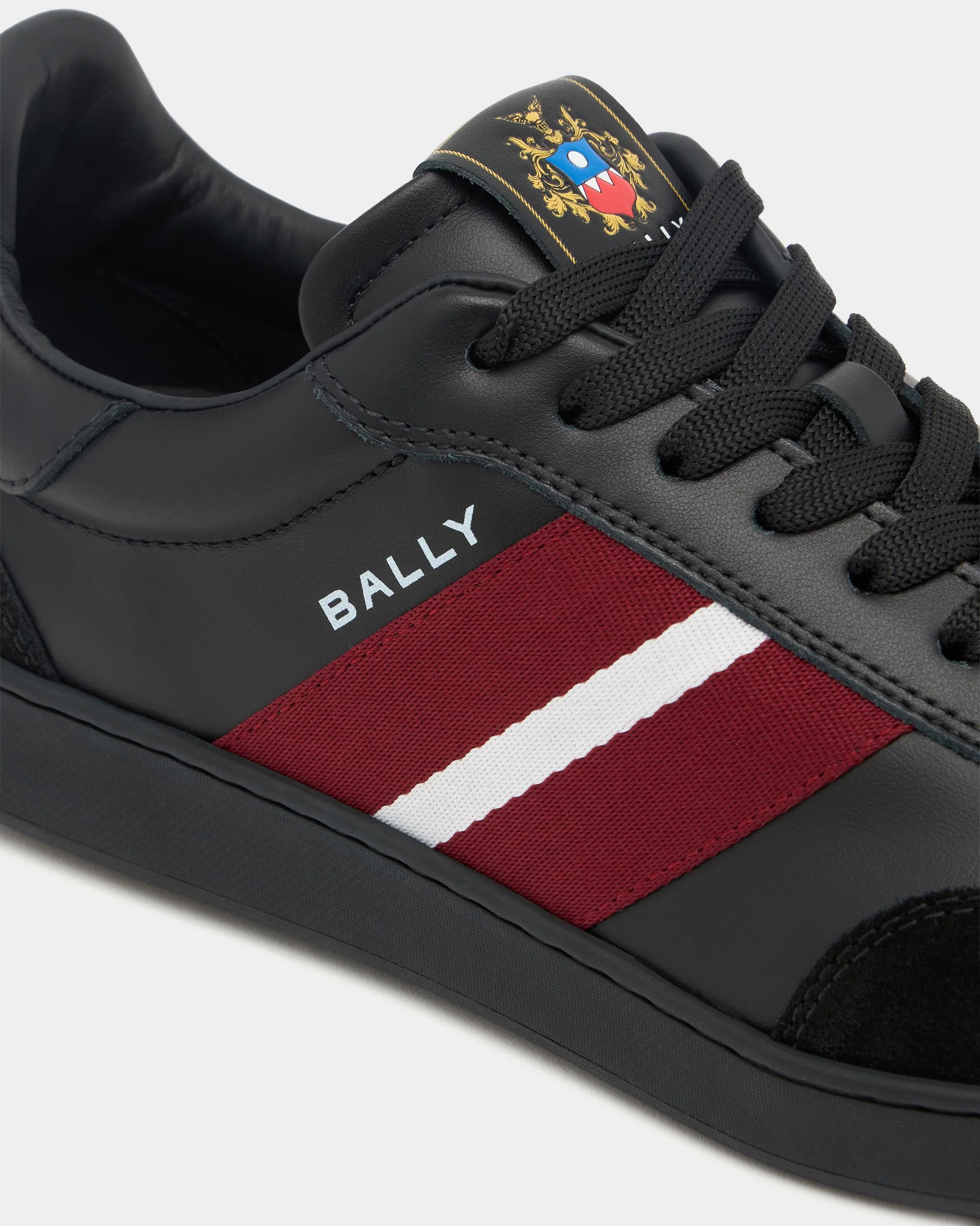 Retro Crest Sneaker in Black Leather - Image 6