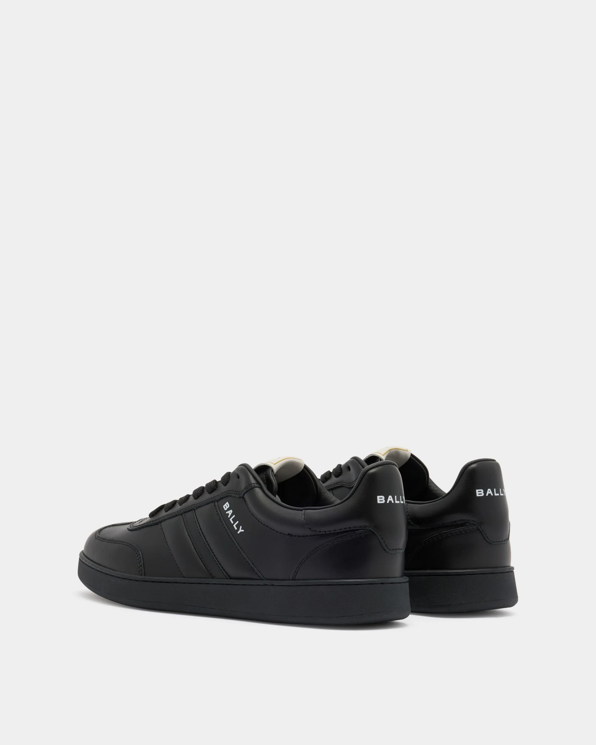 Retro Crest Sneaker in Black Leather - Image 4