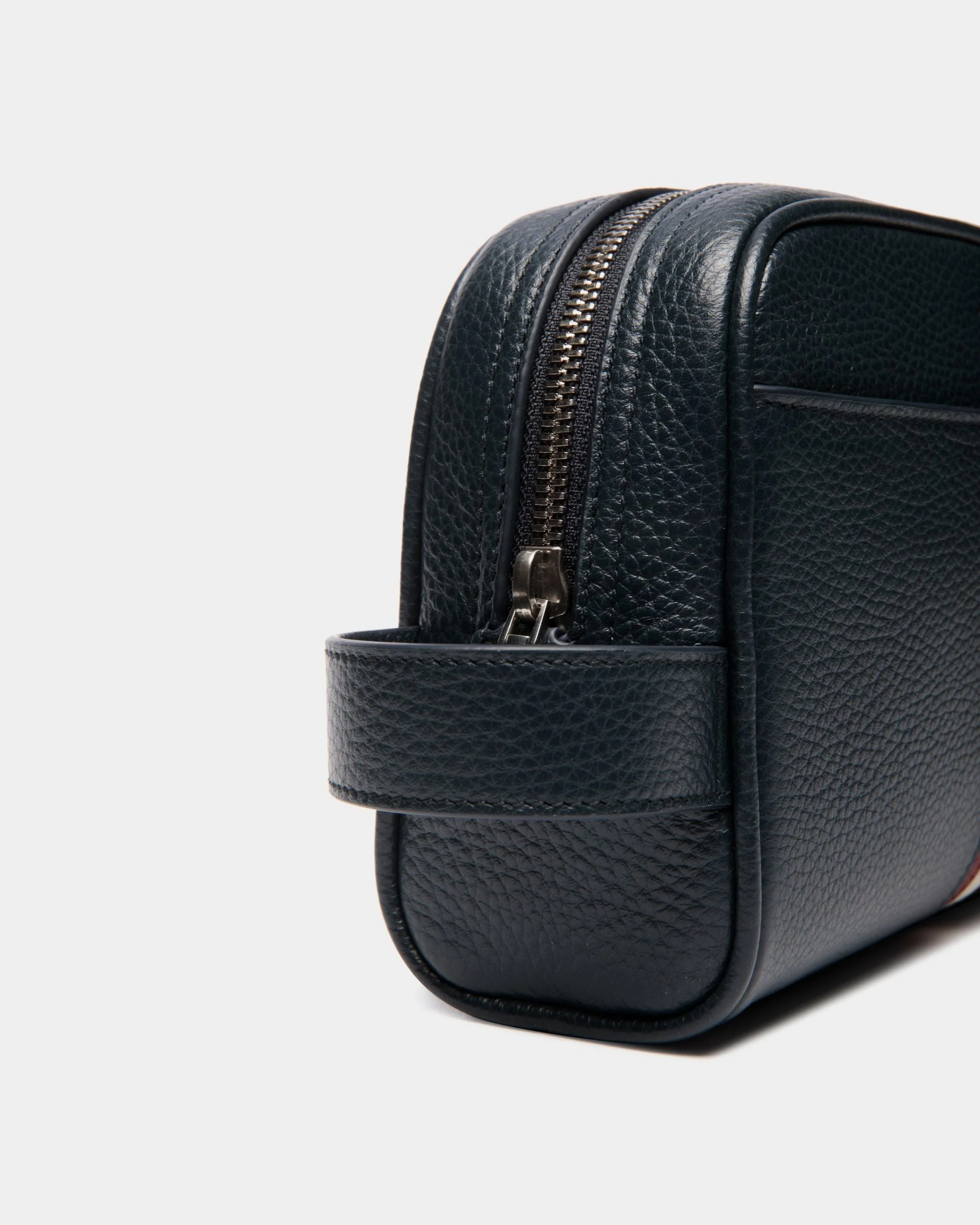 Ribbon Washbag In Navy Blue Leather - Image 4