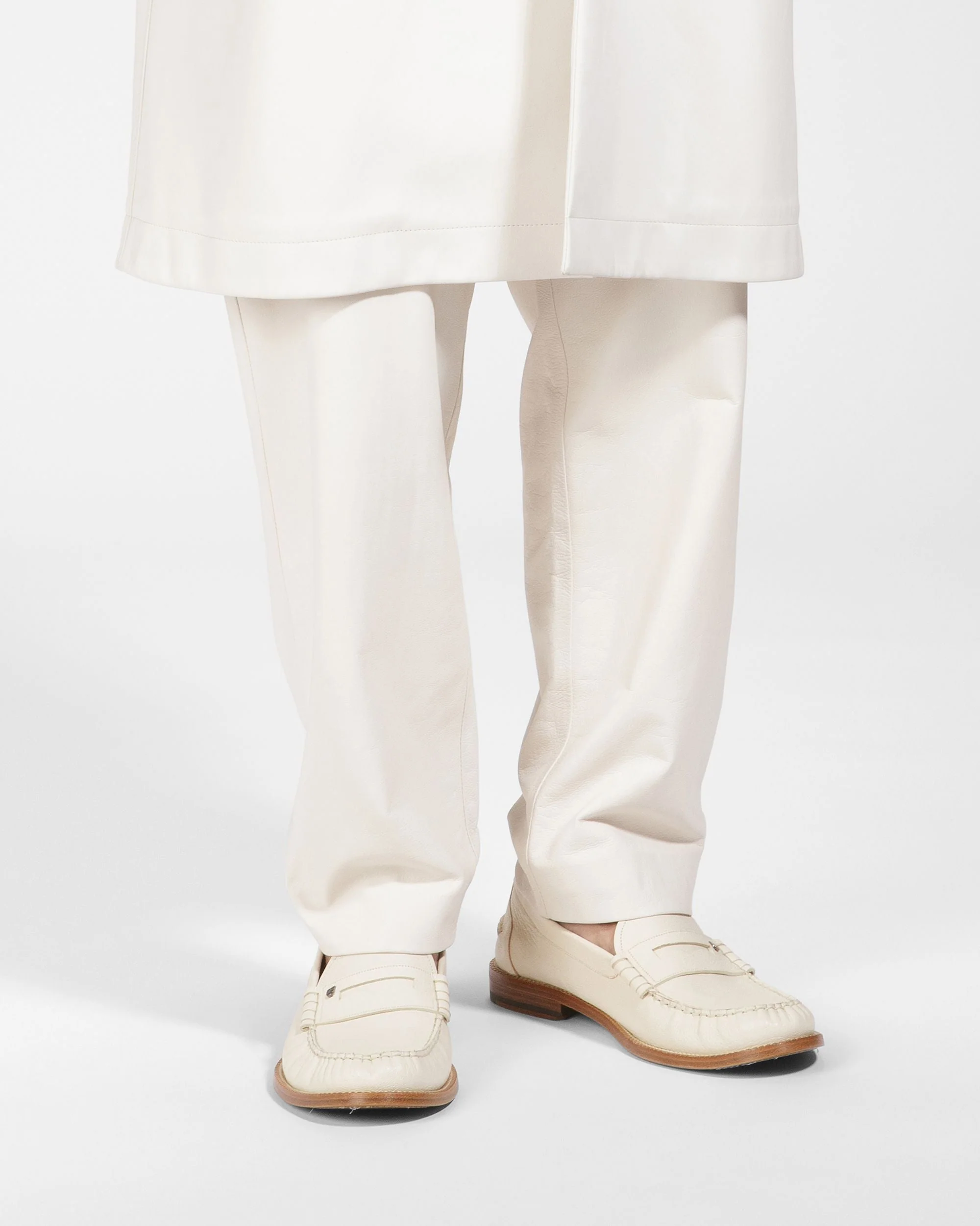 Ron Leather Moccasins In Bone - Image 7