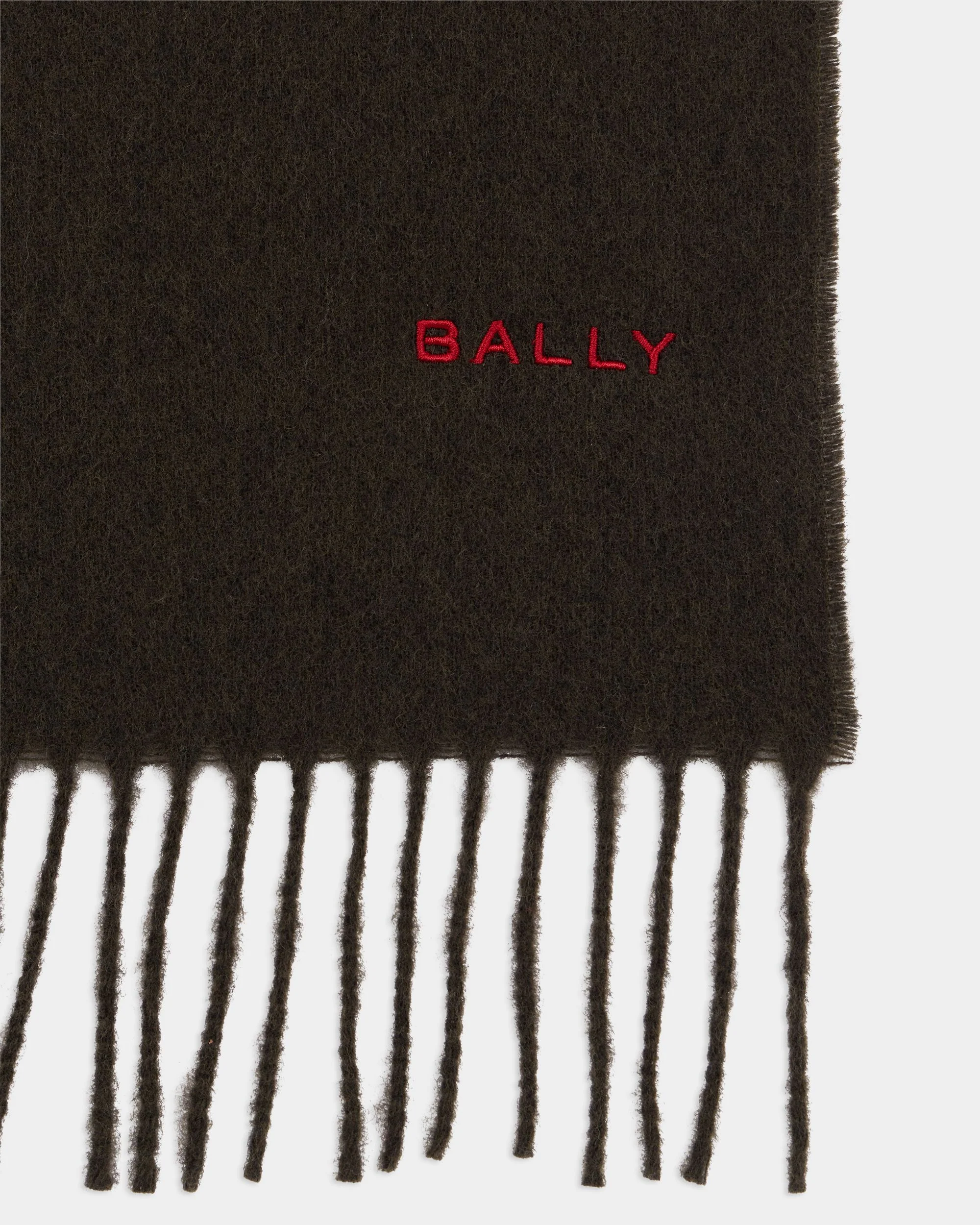 Scarf in a Military Green Cashmere Blend - Image 2