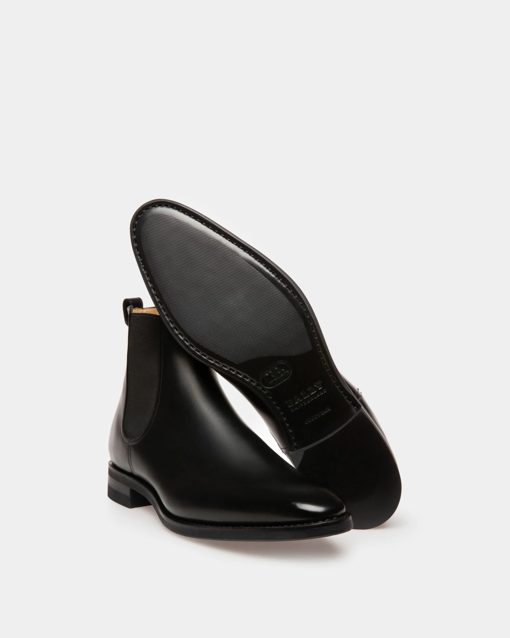 Scavone Men's Leather Boot In Black - Image 2