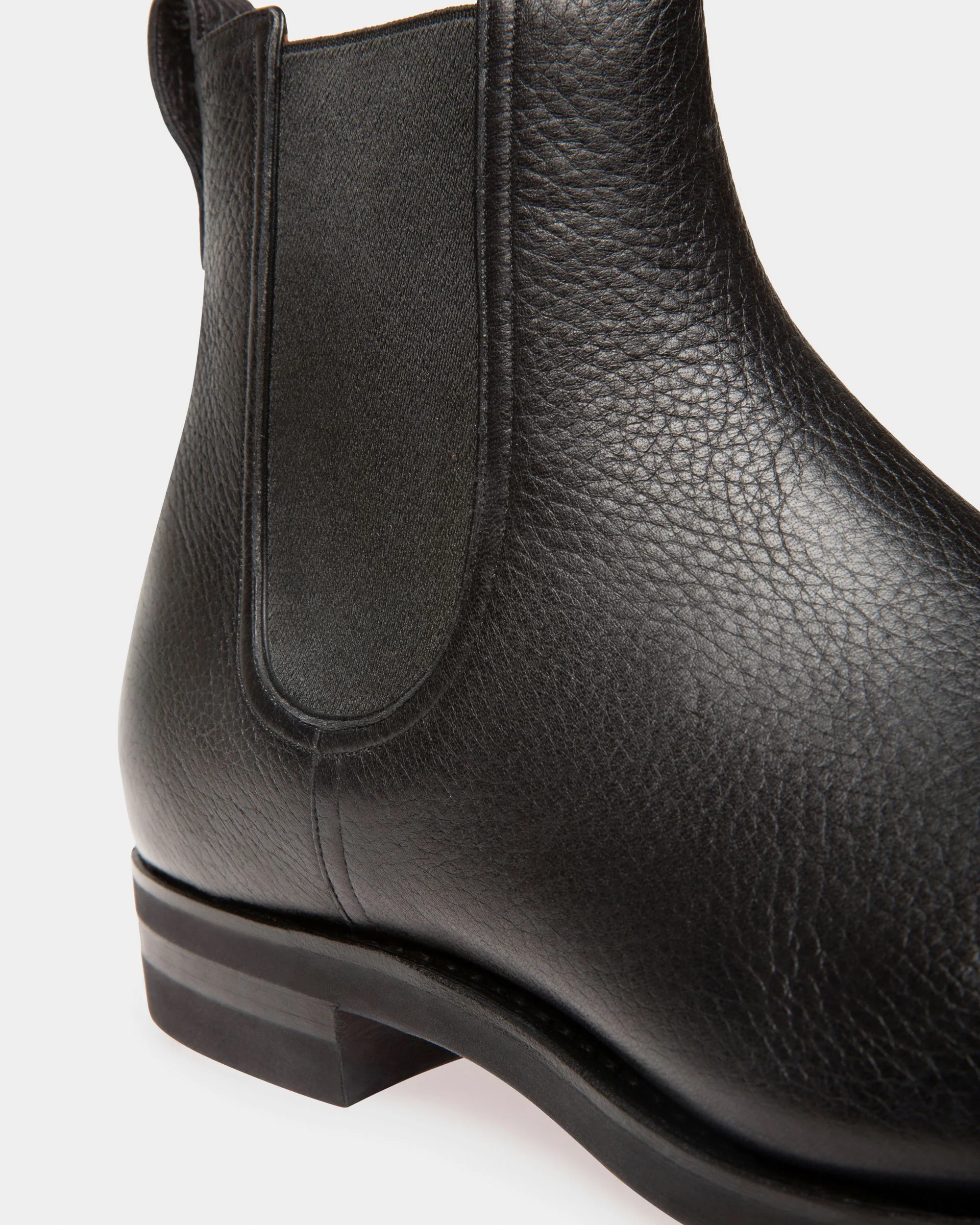 Scavone Men's Leather Boot In Black - Image 5