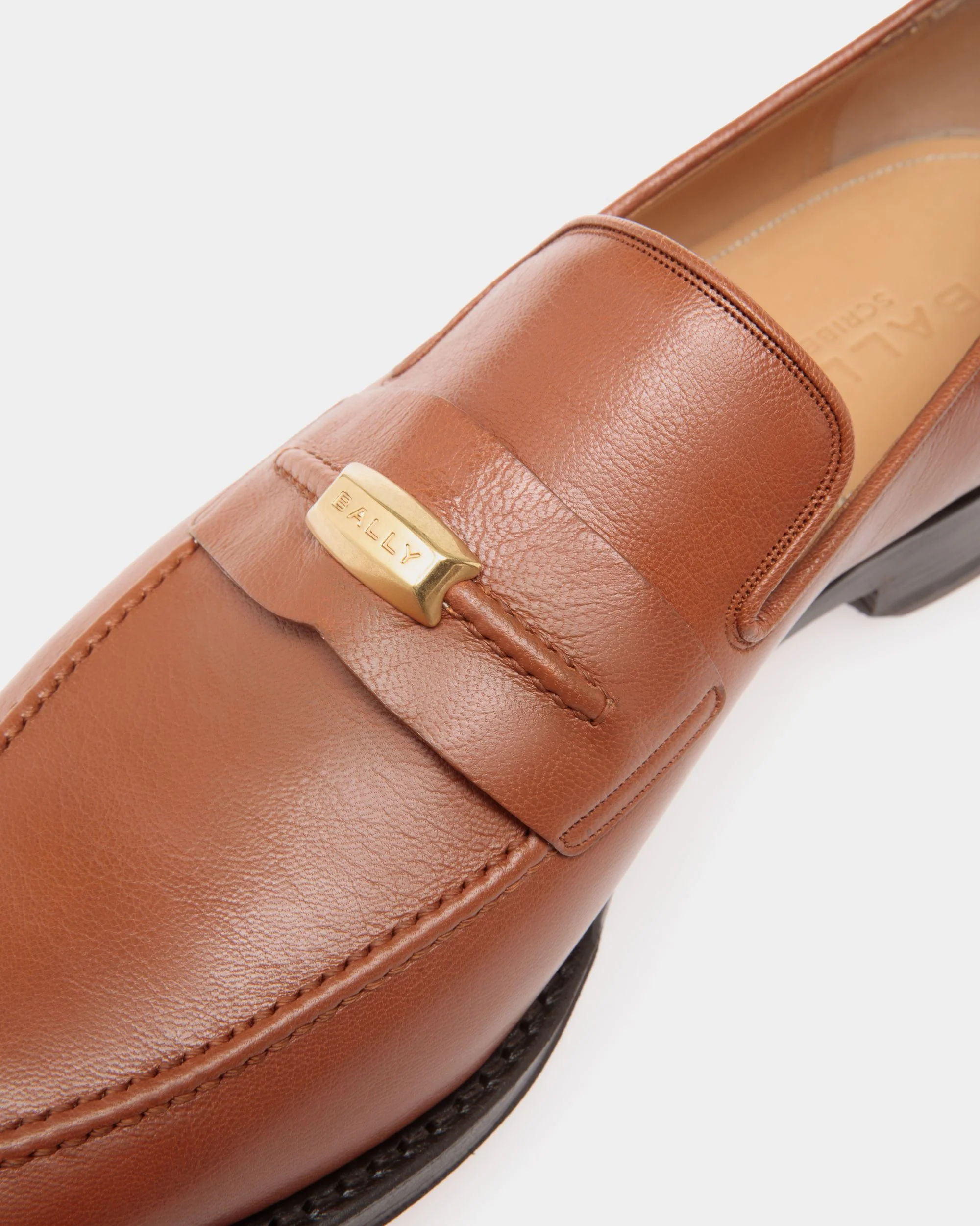 Scribe Loafer in Brown Grained Leather - Image 5