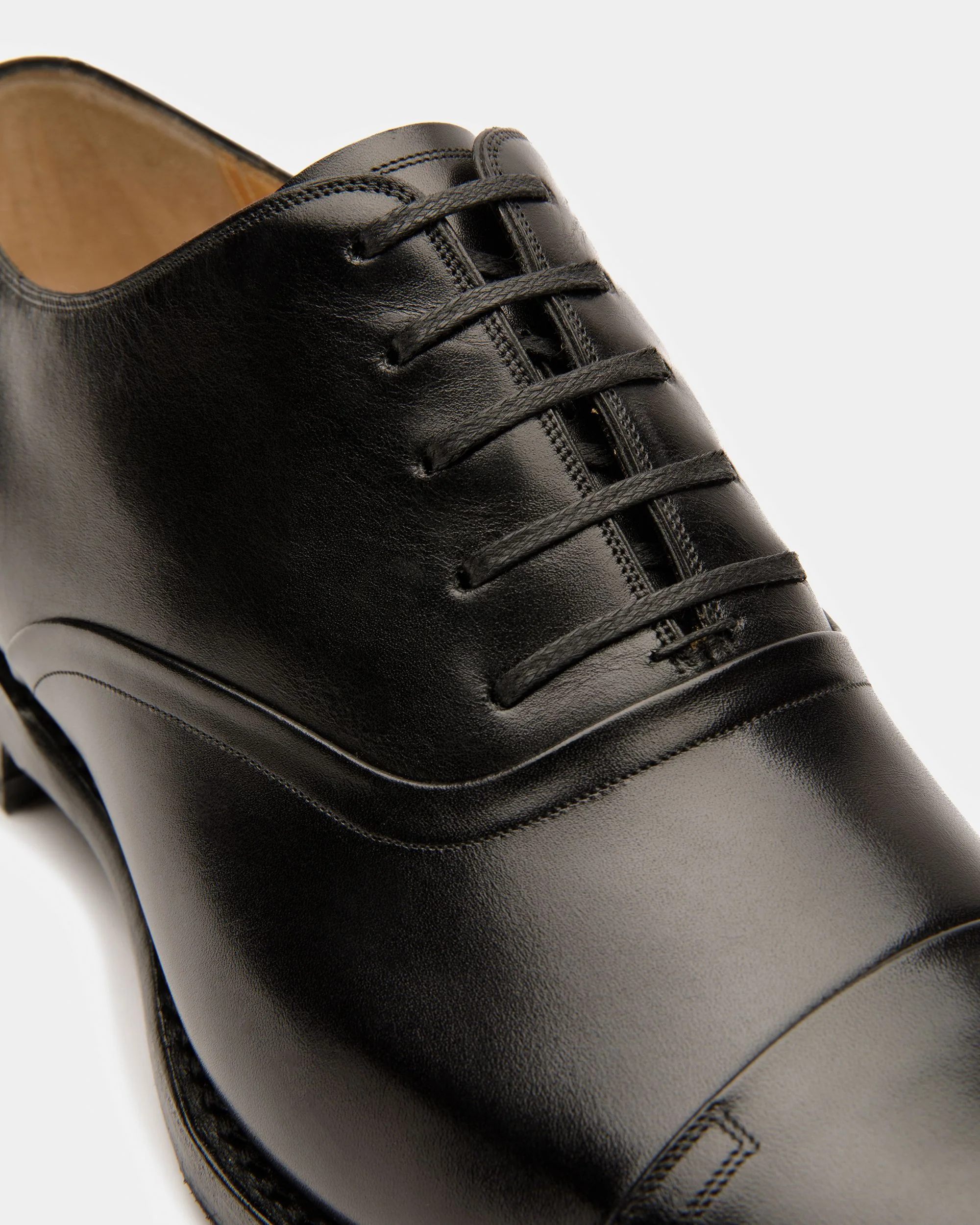 Scribe Oxford Shoes In Black Leather - Image 3