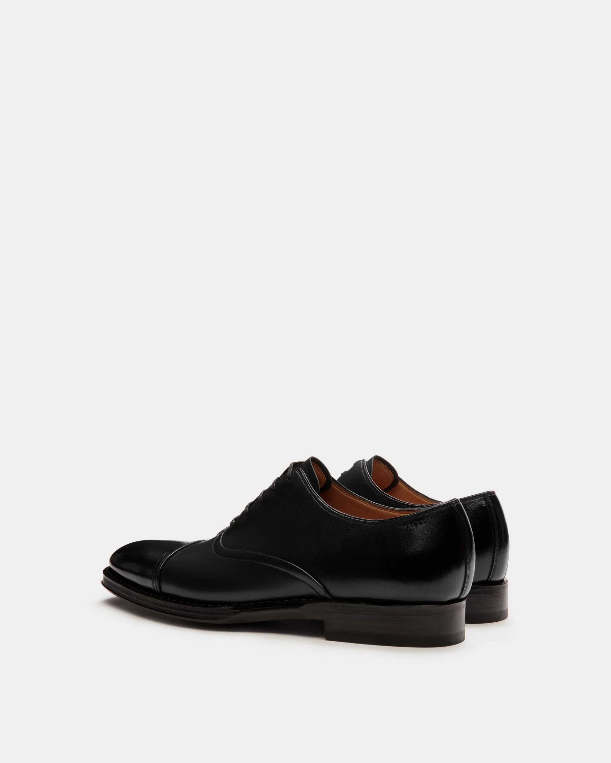 Scribe Un Oxford in Black Leather - Image 4