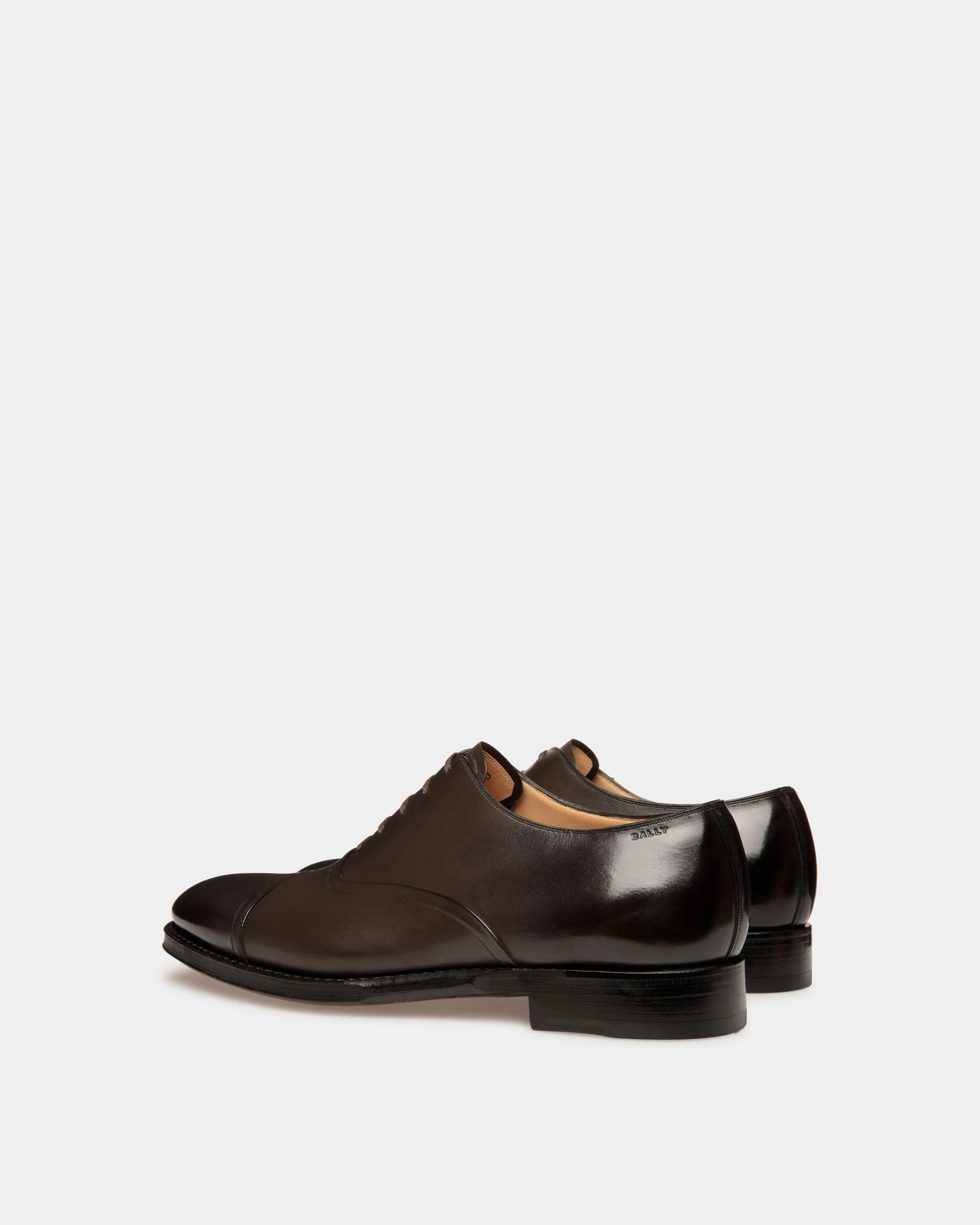 Scribe Un Oxford in Ebony Leather - Image 4