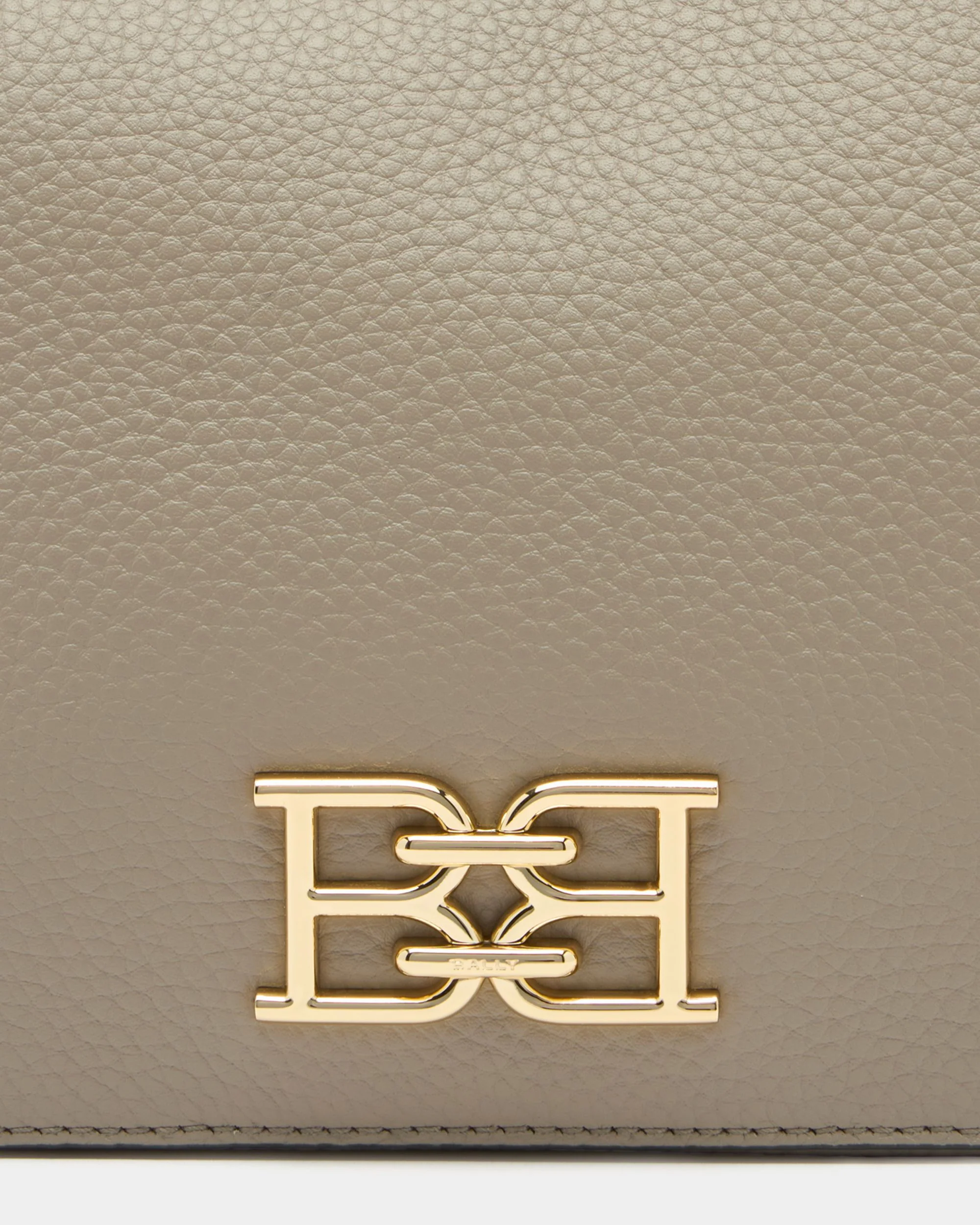 Small Shoulder Bag in Taupe Grained Leather - Image 5