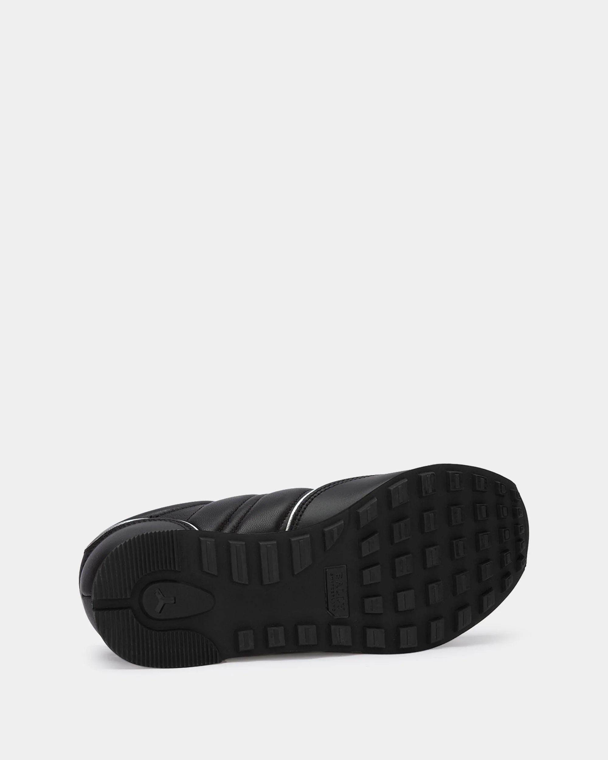 Sneaker in Black Leather - Image 3
