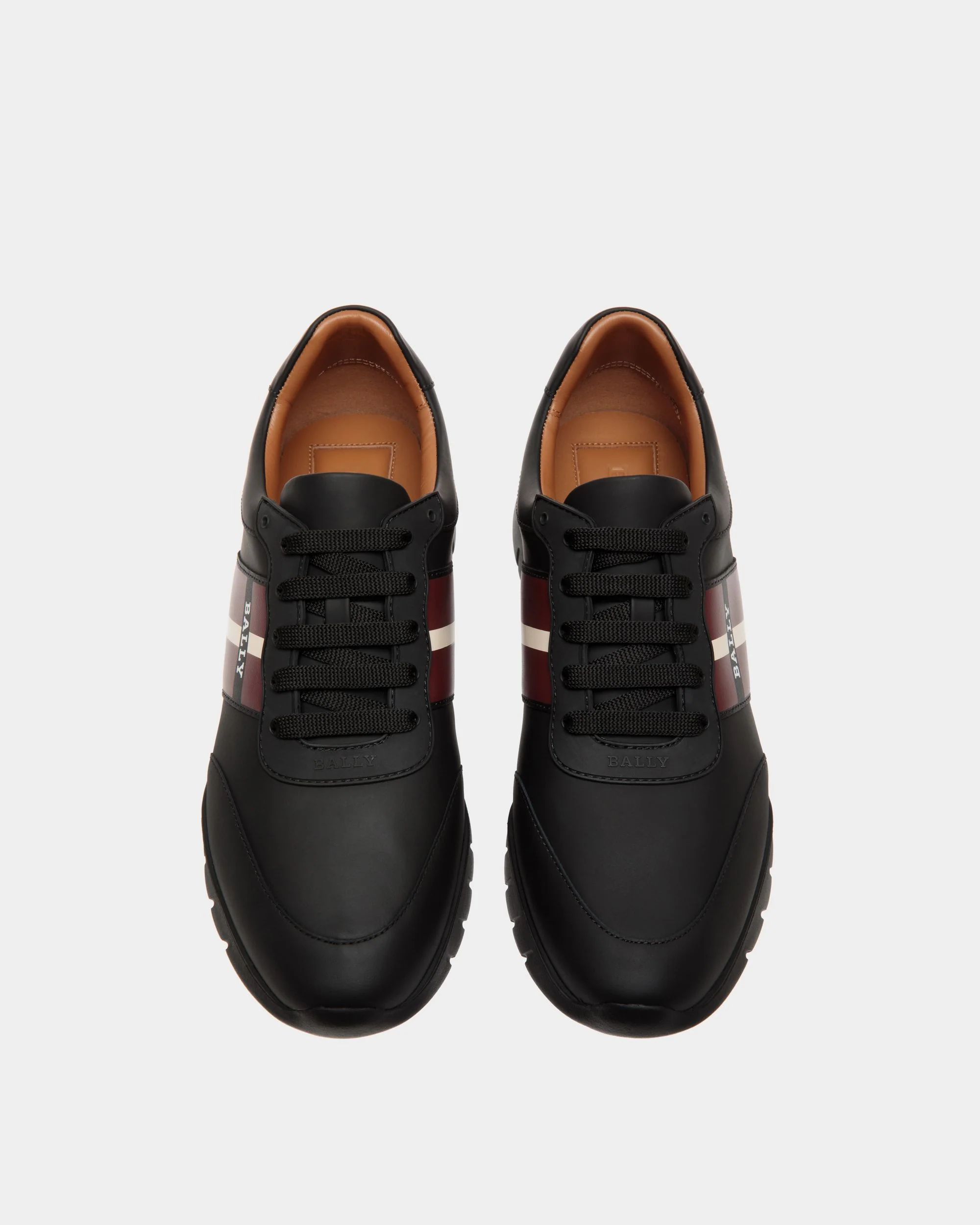 Sneaker in Black Leather - Image 4