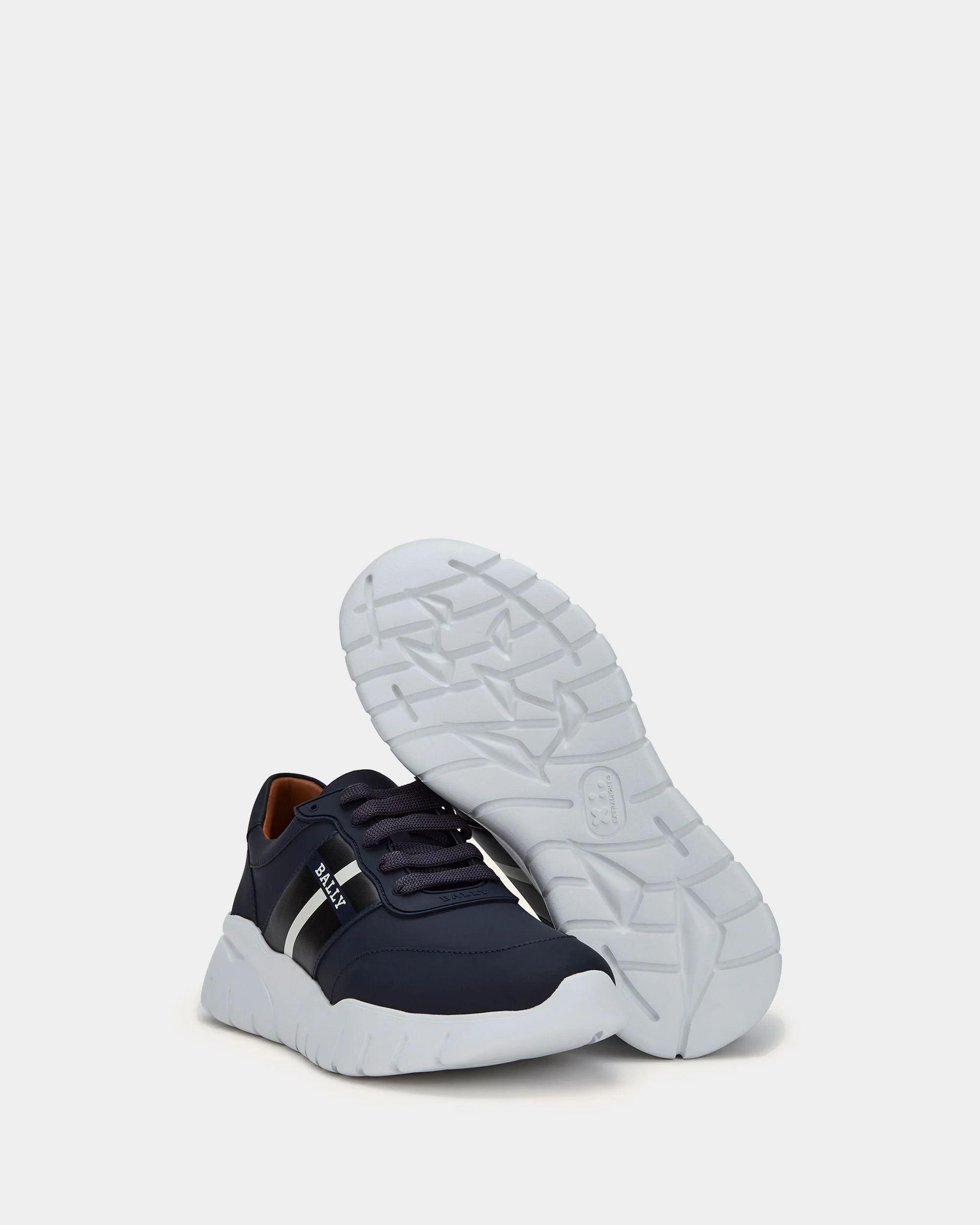 Sneaker in Blue Leather - Image 3