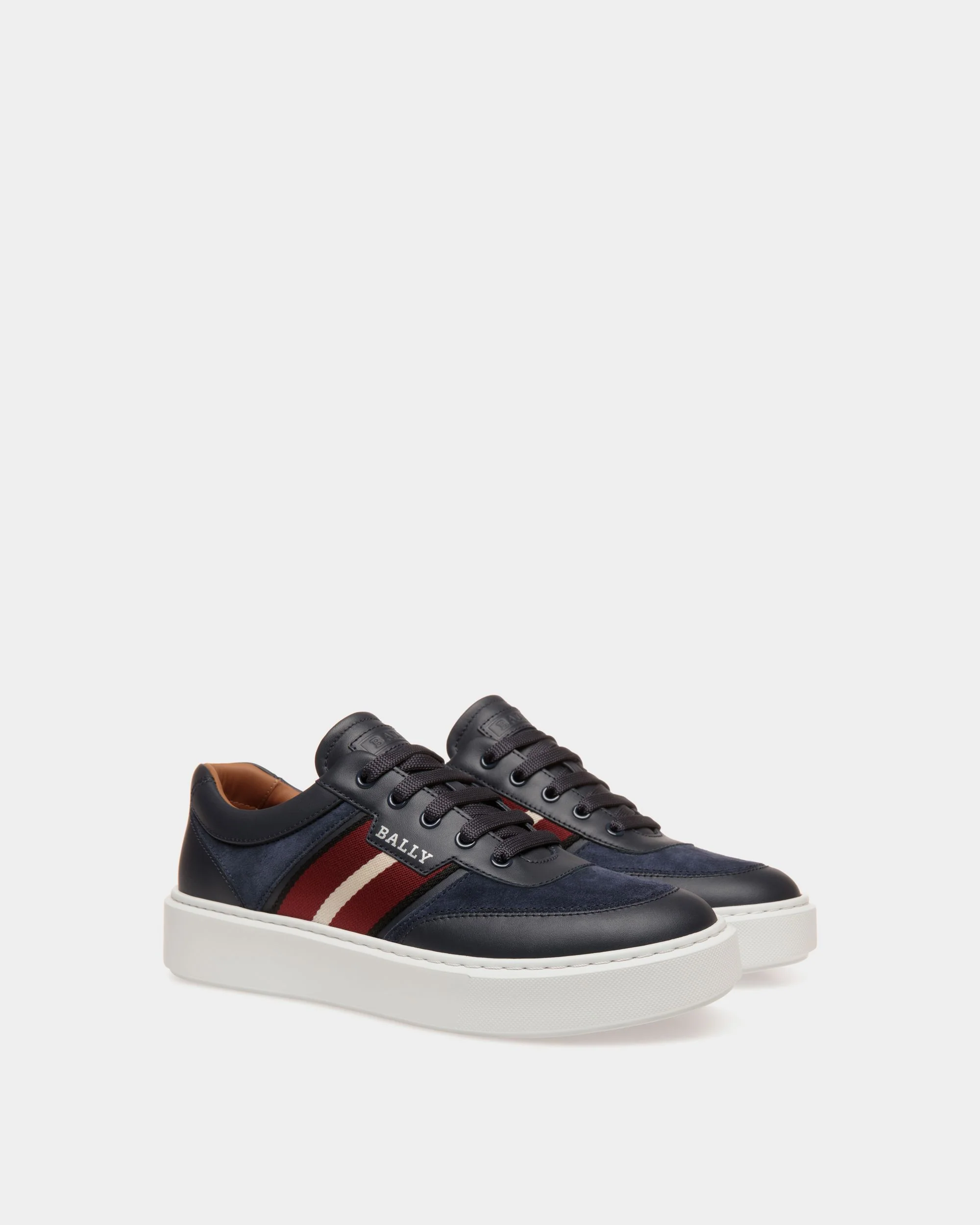 Sneaker In Blue Leather - Image 2