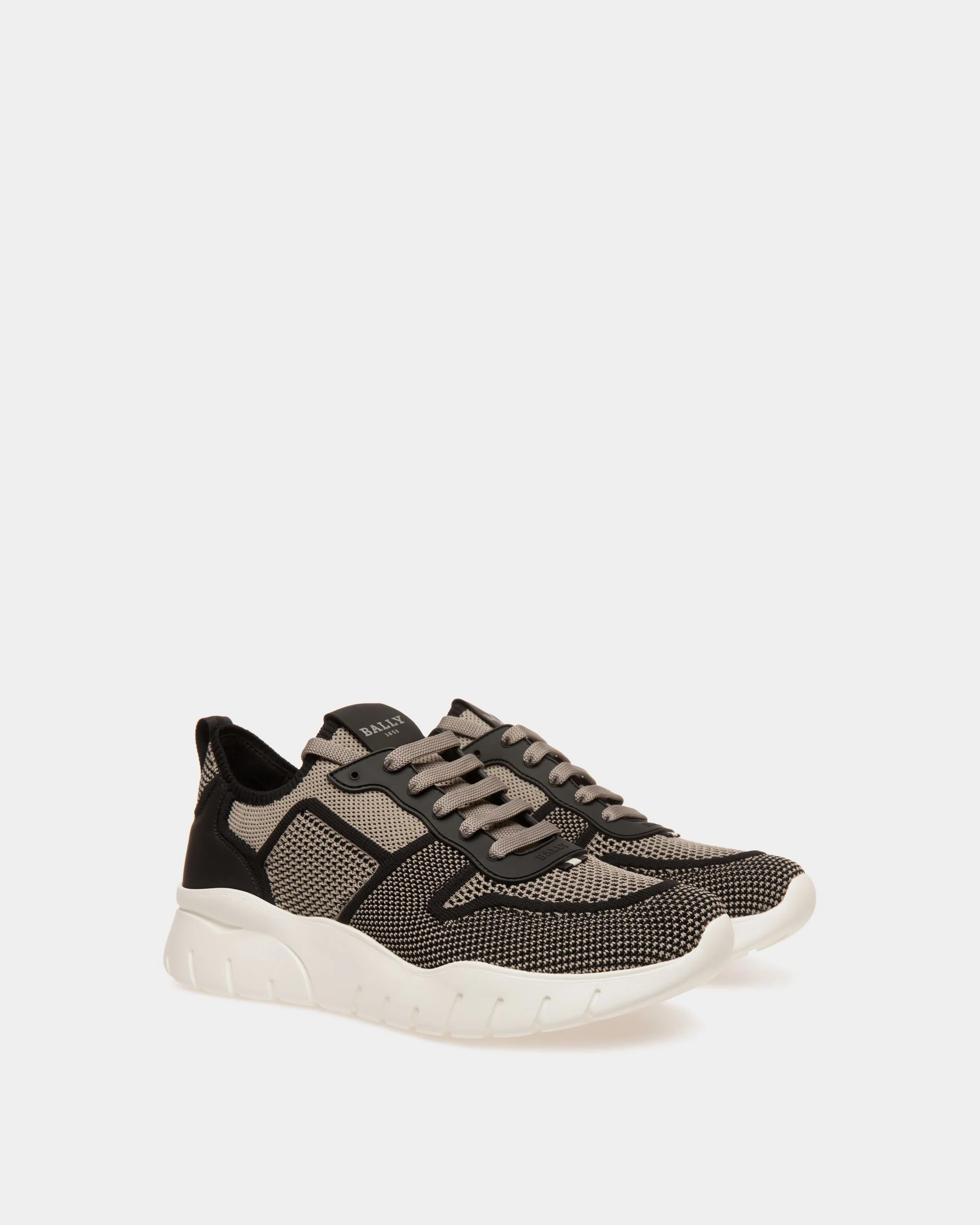 Sneaker In Brown Fabric - Image 2