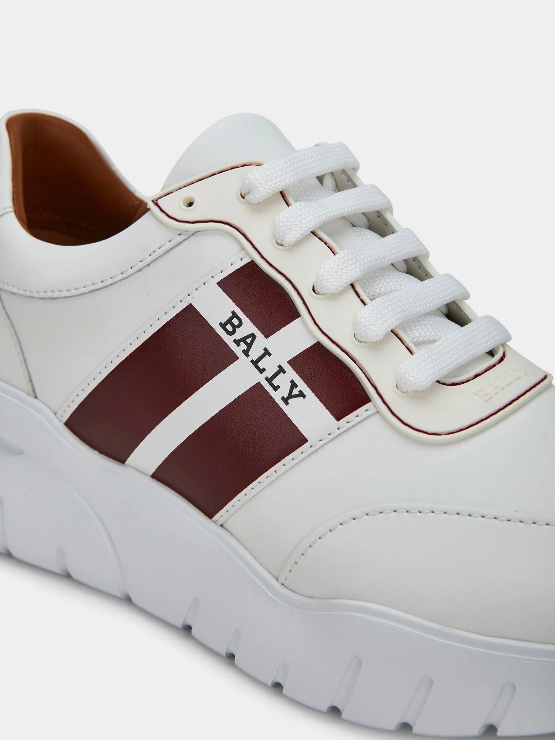 Sneaker in White Leather - Image 4