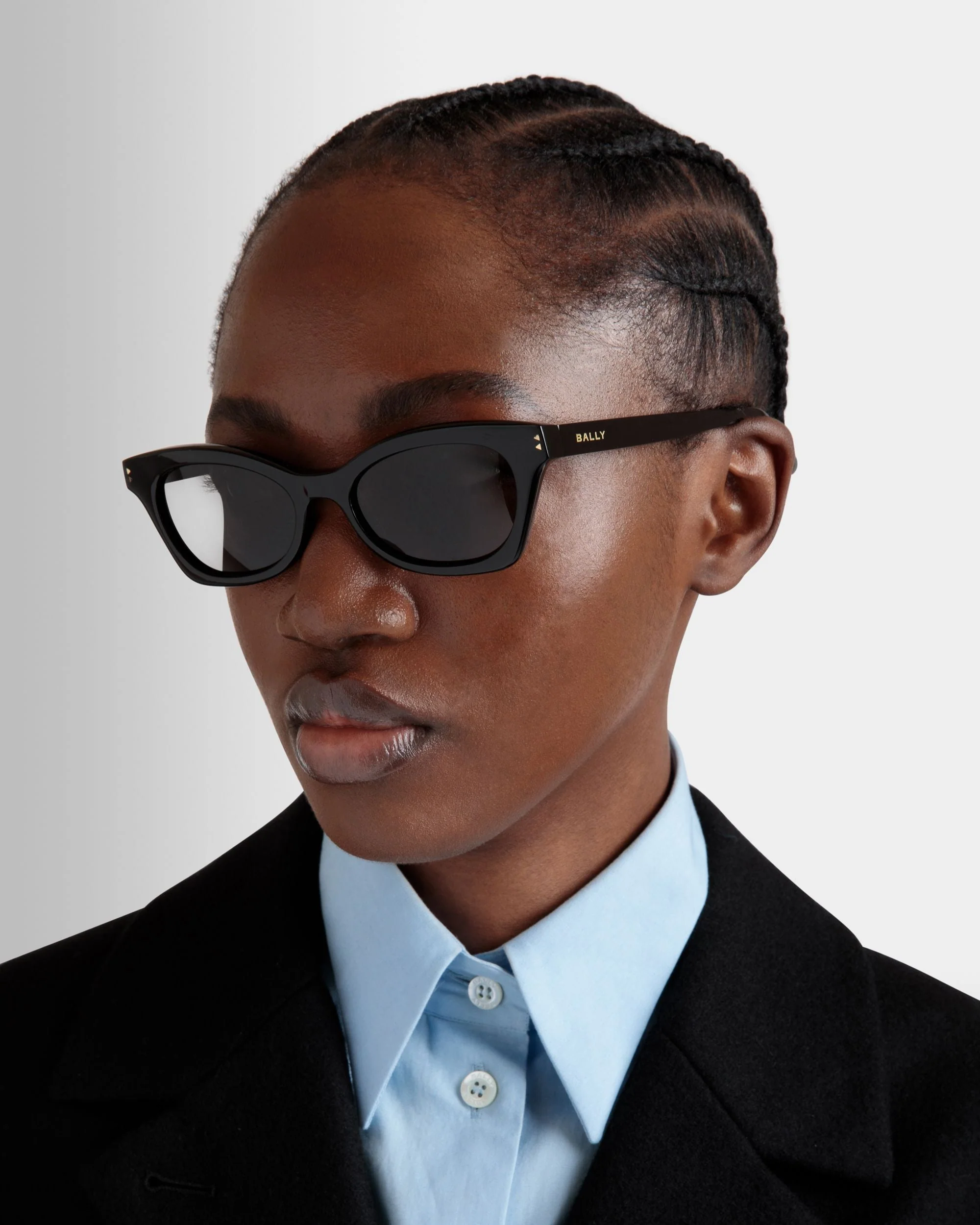 Sue Sunglasses In Black Acetate - Image 2