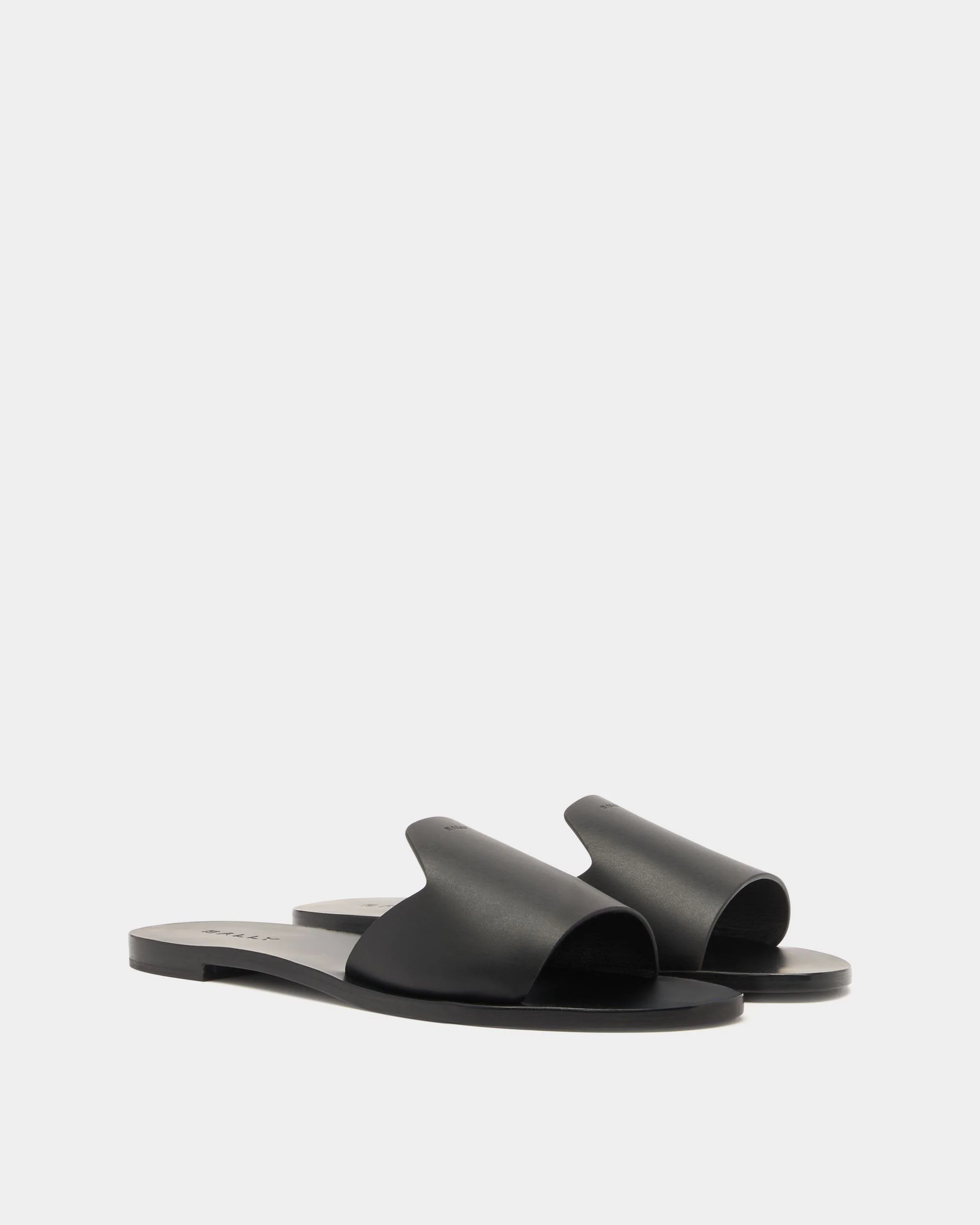 Summer Slide In Black Leather - Image 3