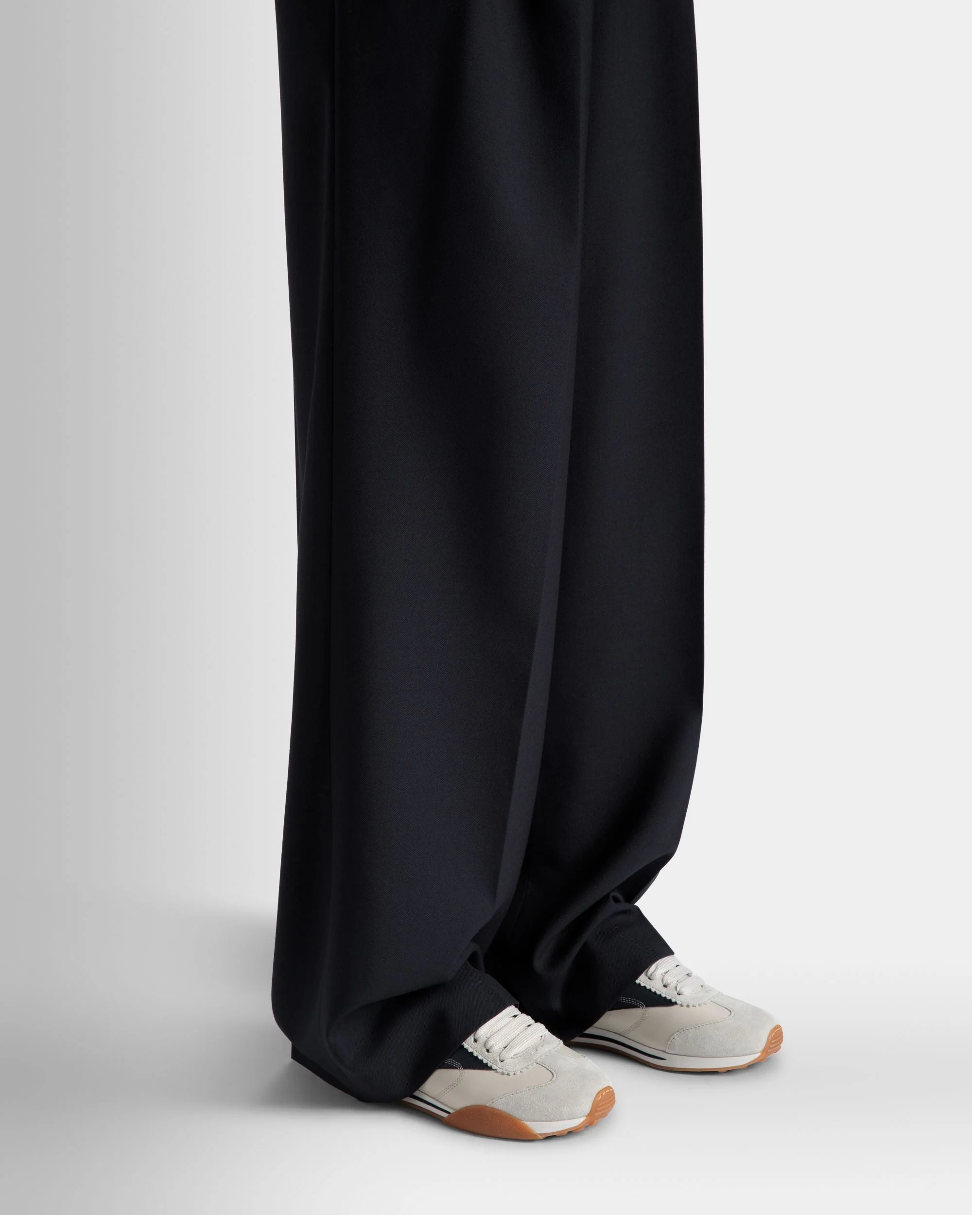 Sussex Sneaker In Dusty White And Black Leather - Image 2
