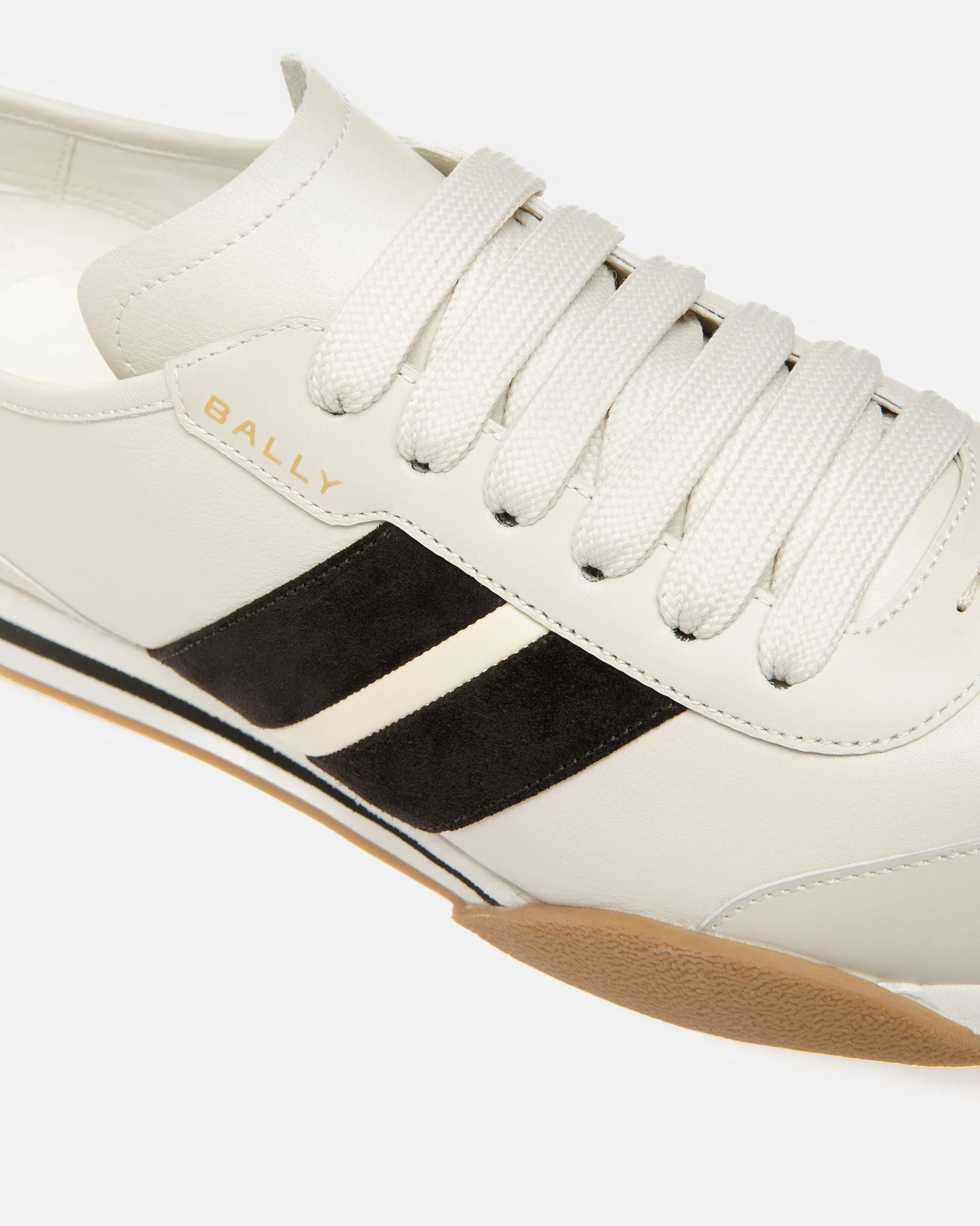 Sussex Sneakers In Dusty White Leather - Image 3