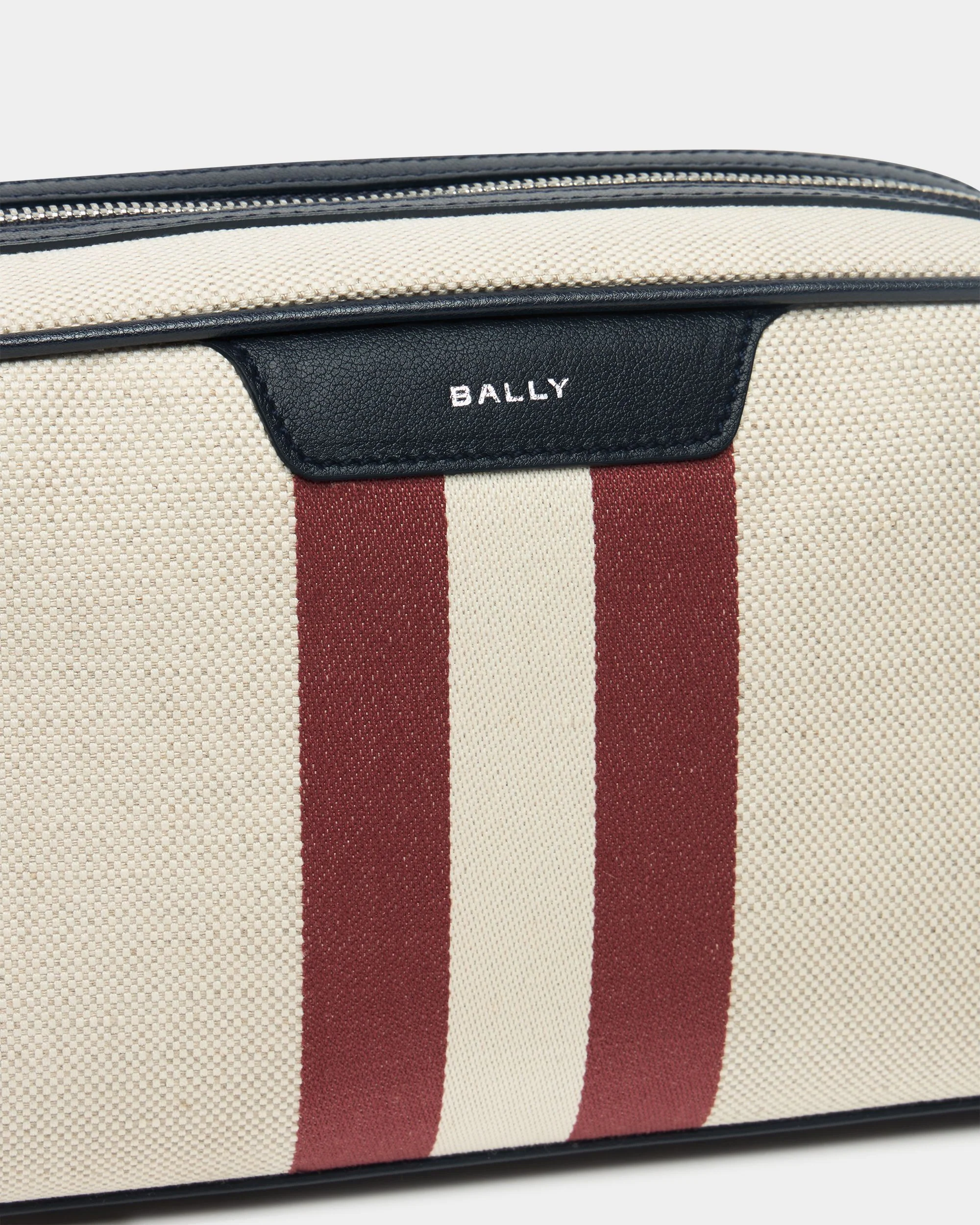 Tennis Collection Necessaire in Ivory Cotton Canvas and Leather - Image 5