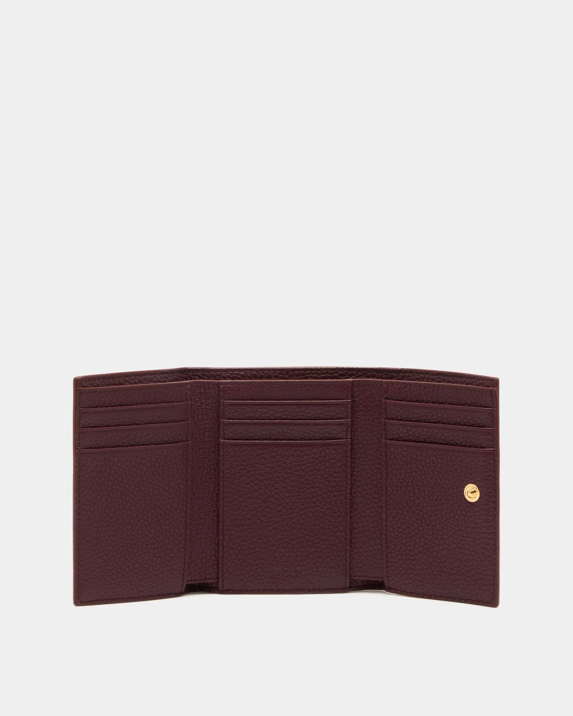 Wallet in Dark Bordeaux Grained Leather - Image 3
