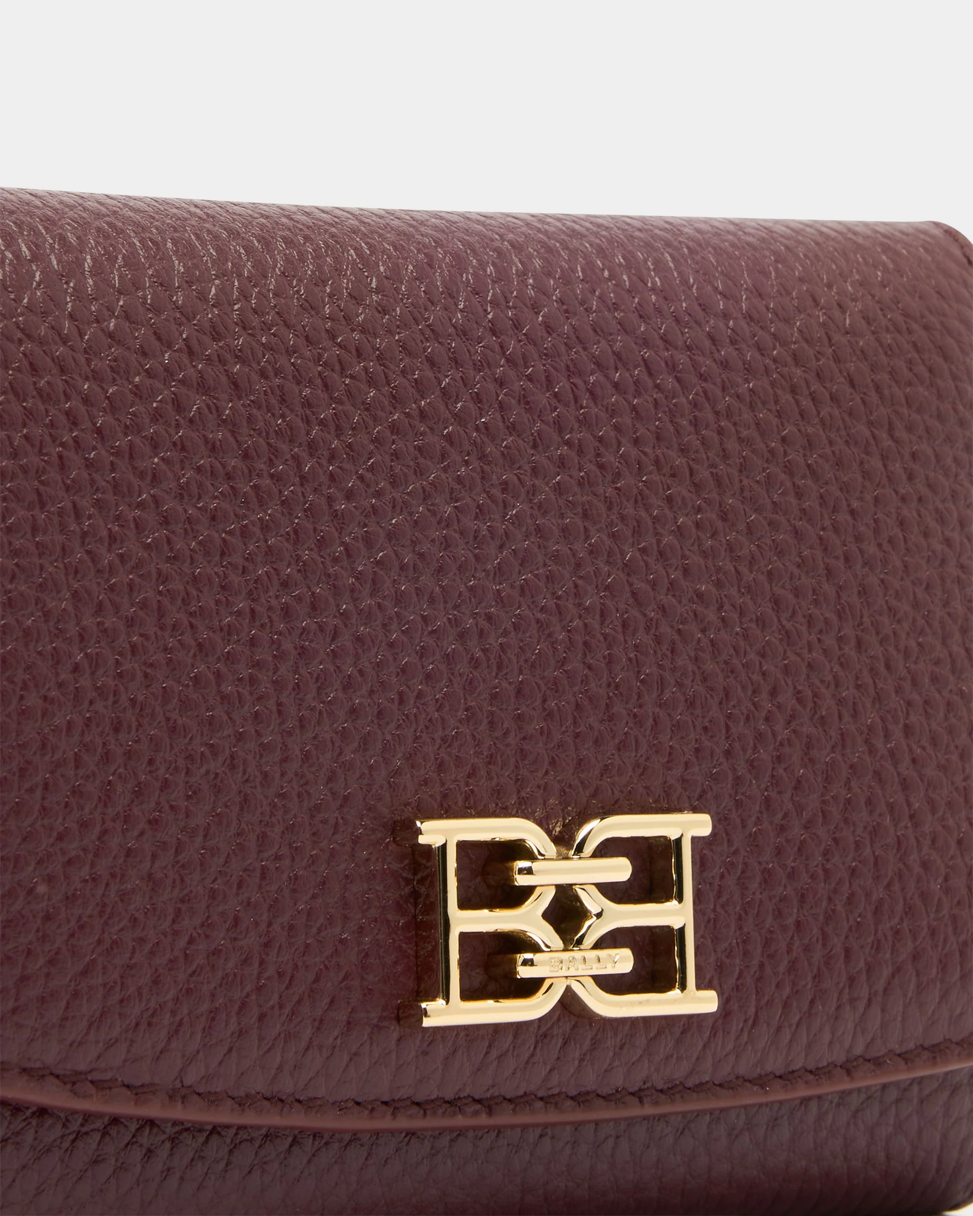 Wallet in Dark Bordeaux Grained Leather - Image 4