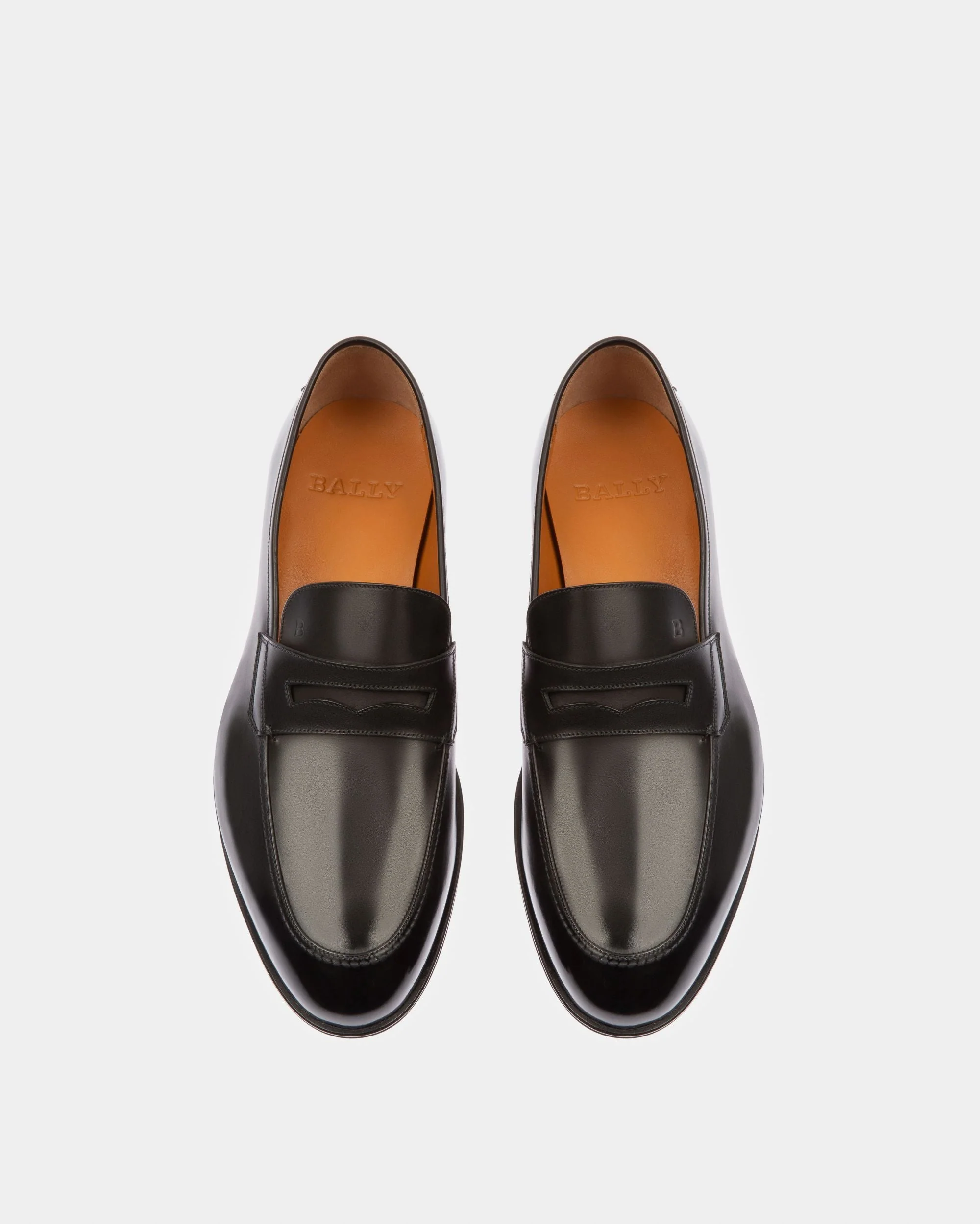 Webb Men's Calf Leather Penny Loafer In Black - Image 2