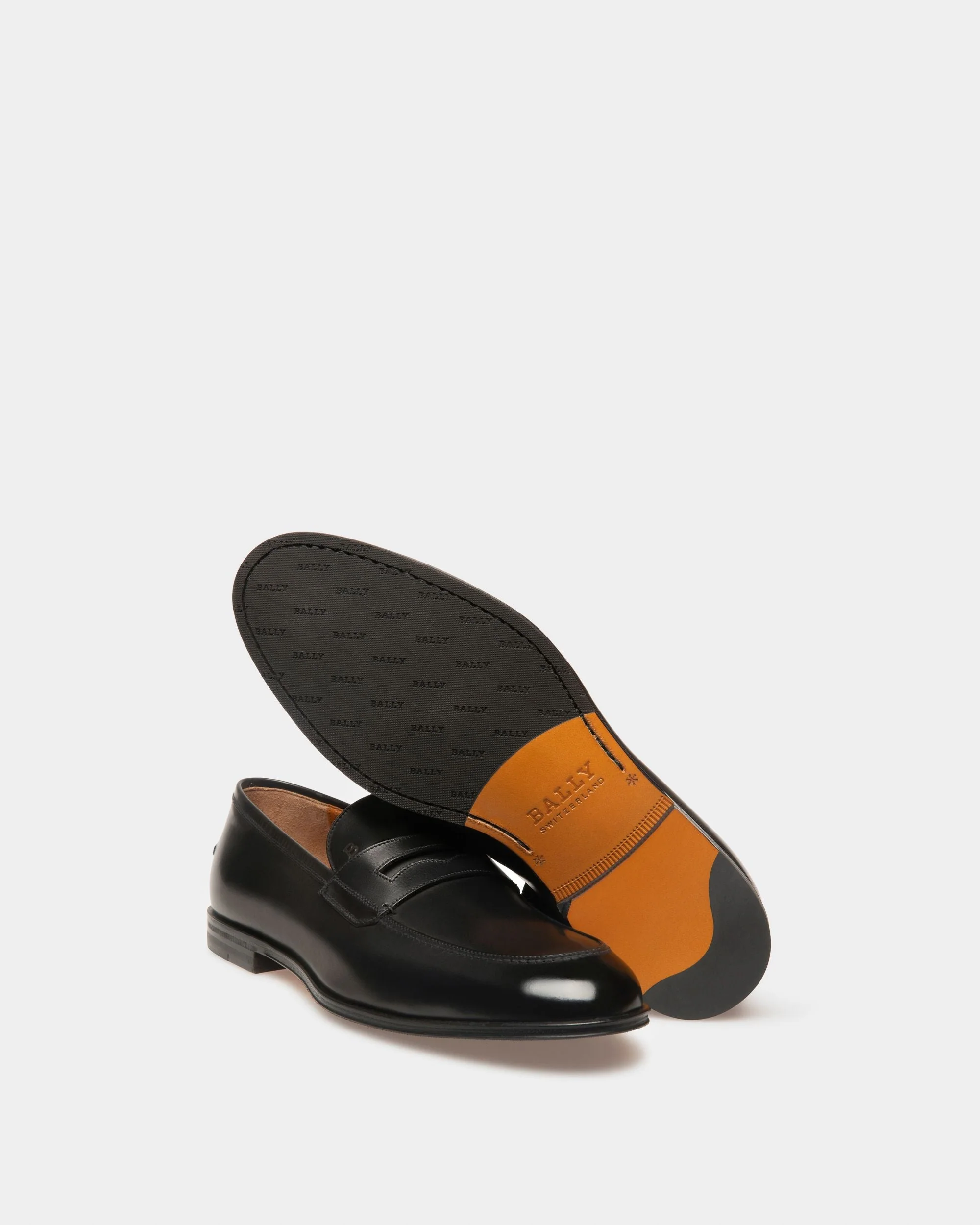 Webb Men's Calf Leather Penny Loafer In Black - Image 4