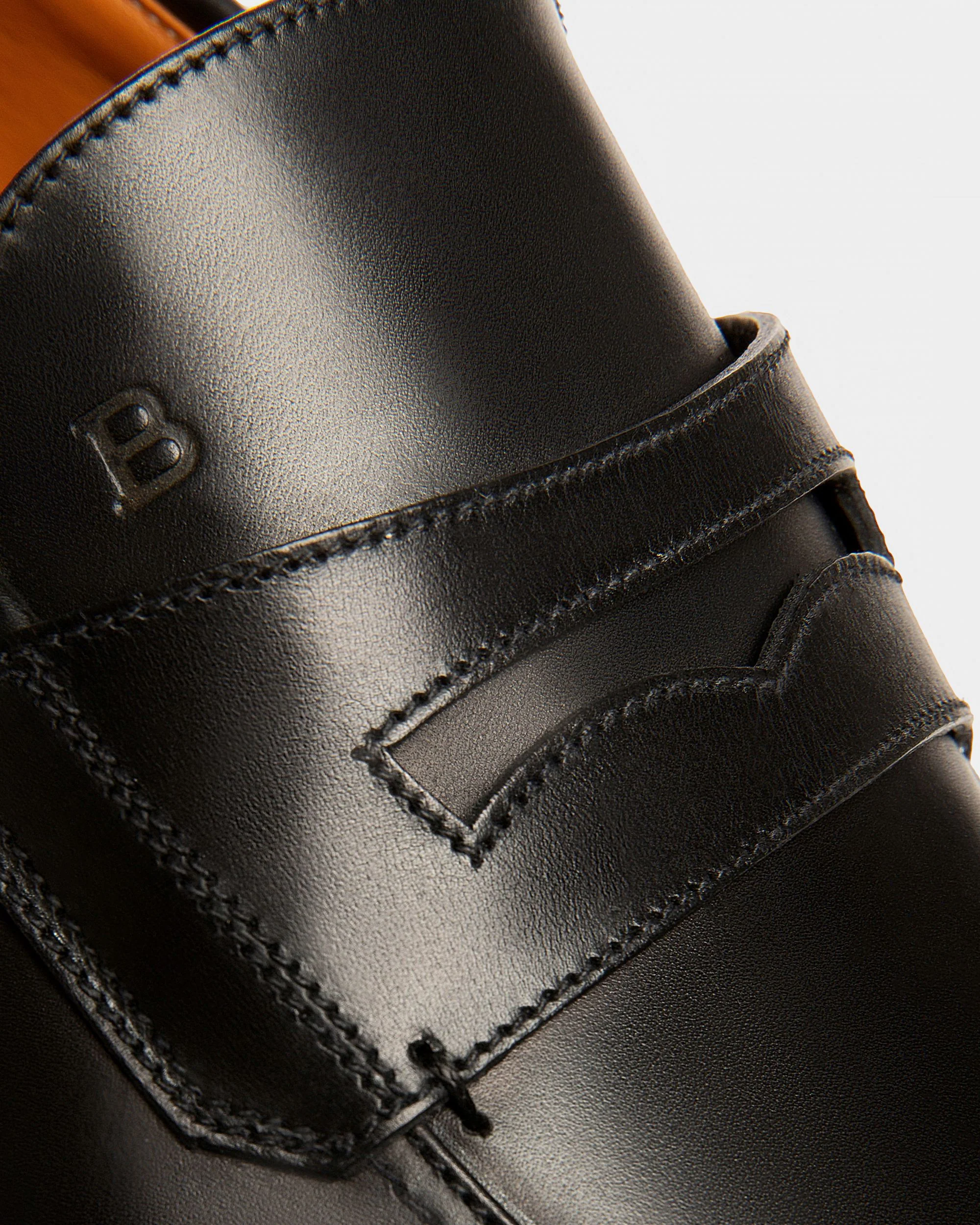 Webb Men's Calf Leather Penny Loafer In Black - Image 5