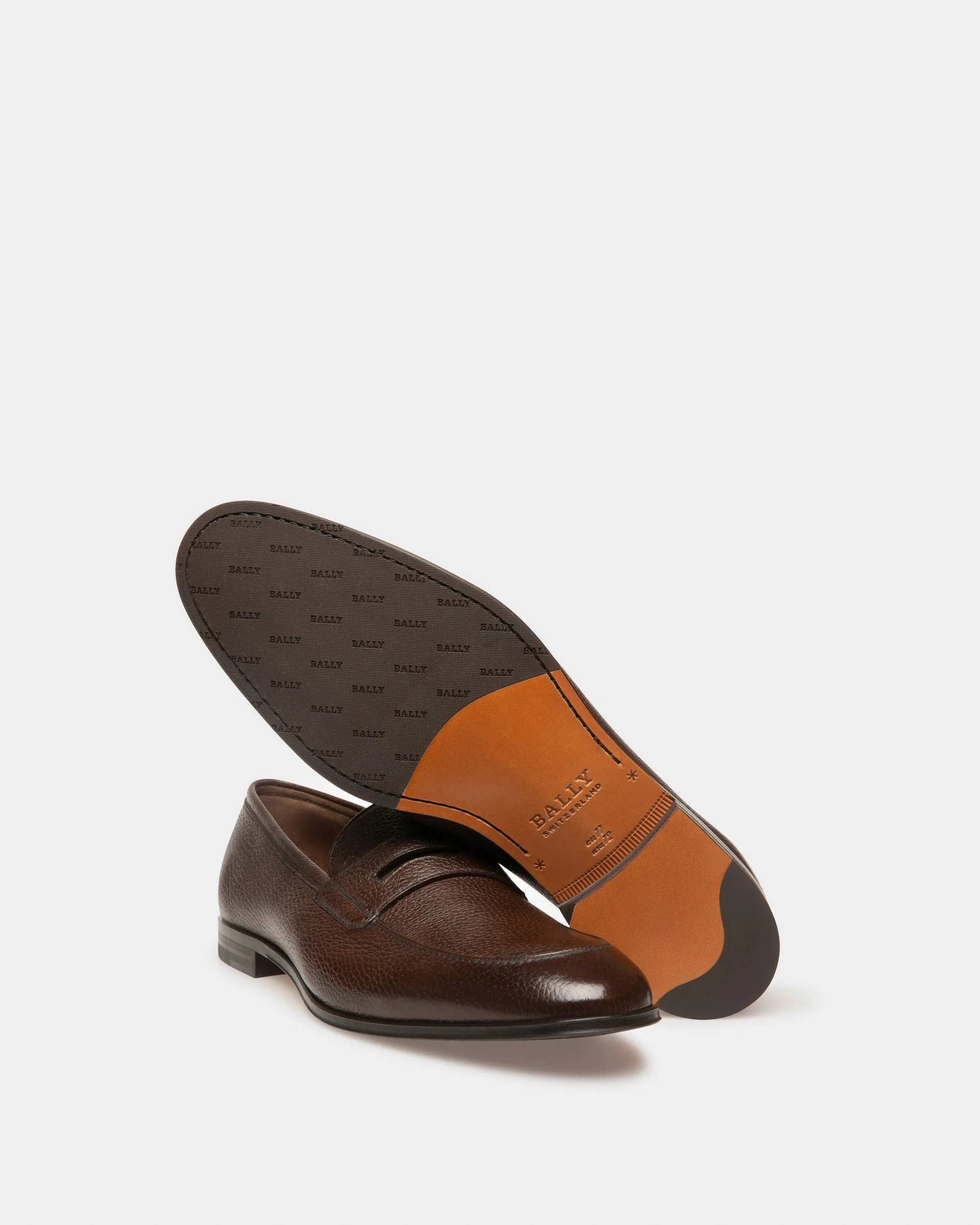 Webb Men's Grained Deer Leather Penny Loafer In Coconut - Image 5