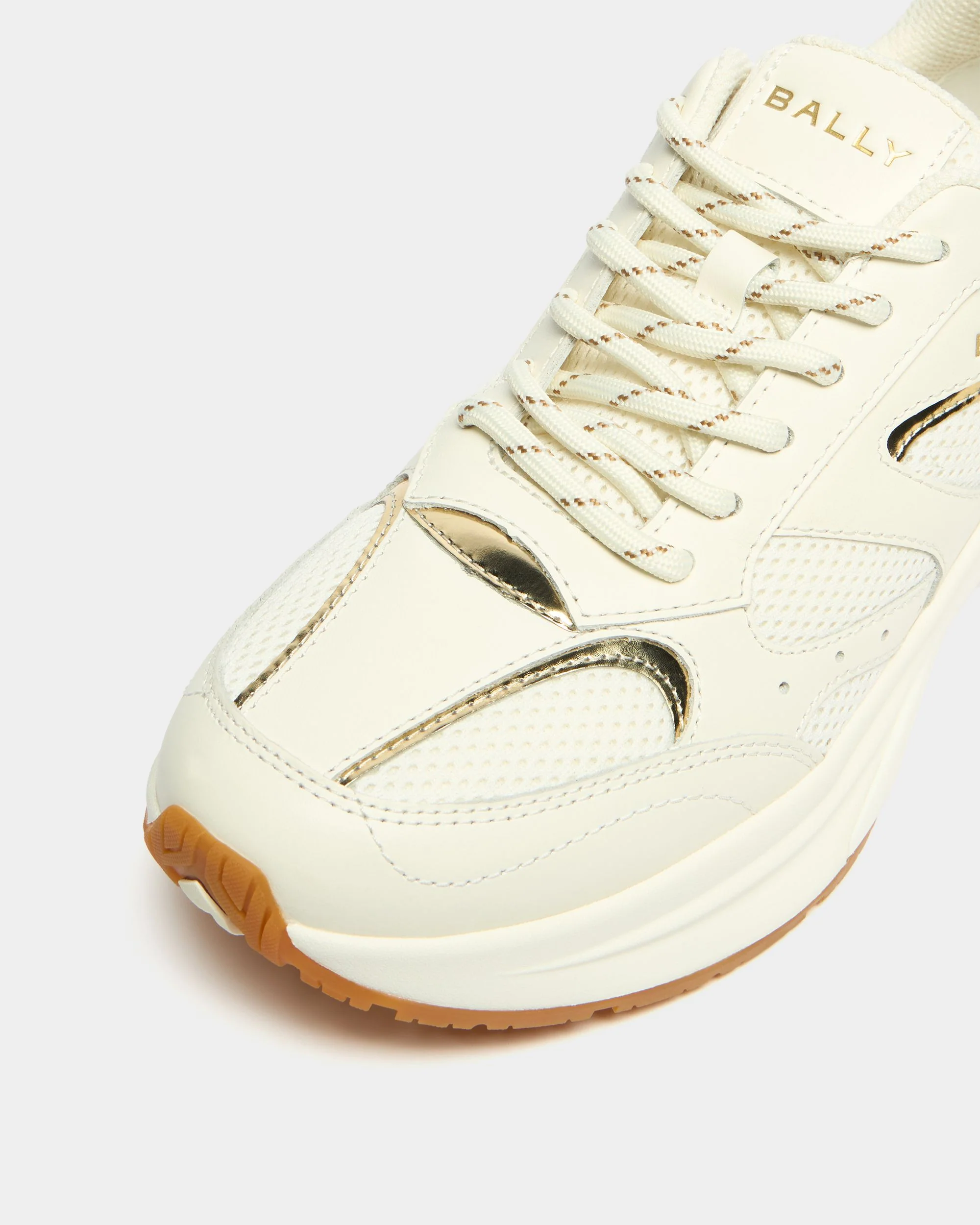 Woge Sneaker in Ivory and Gold Fabric - Image 6