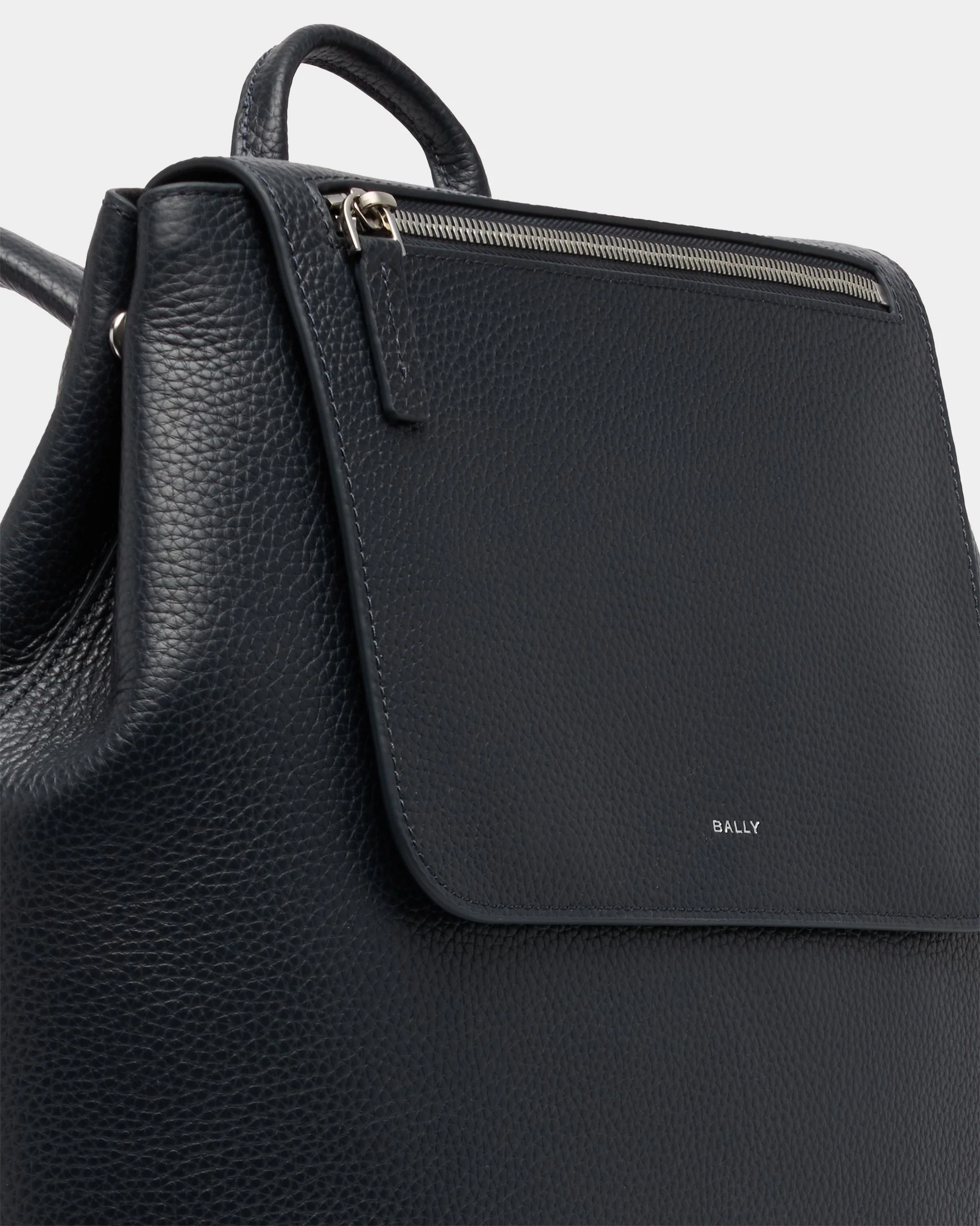York Backpack In Navy Blue Grained Leather - Image 5