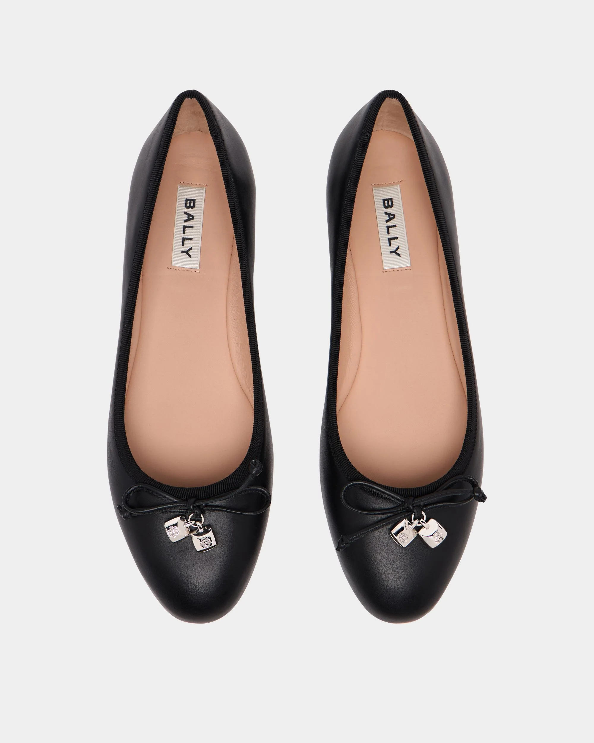 Ysla Ballet Flat in Black Leather - Image 5